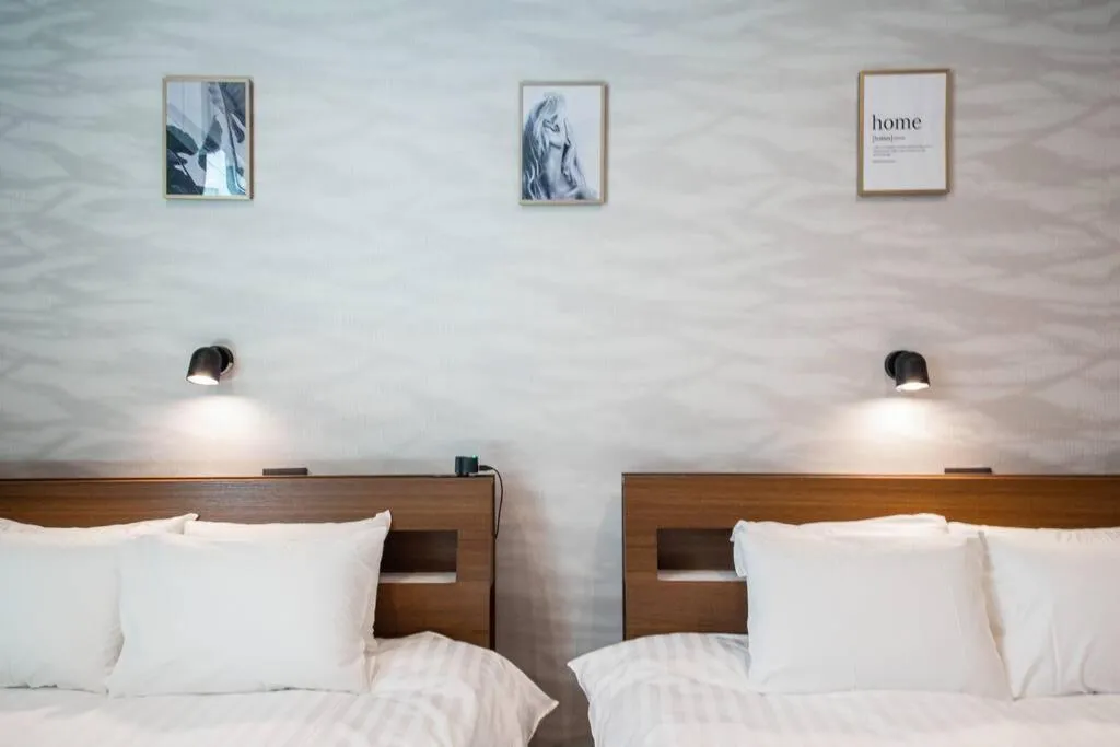 Bed in The PLAZA HOTEL S4W12