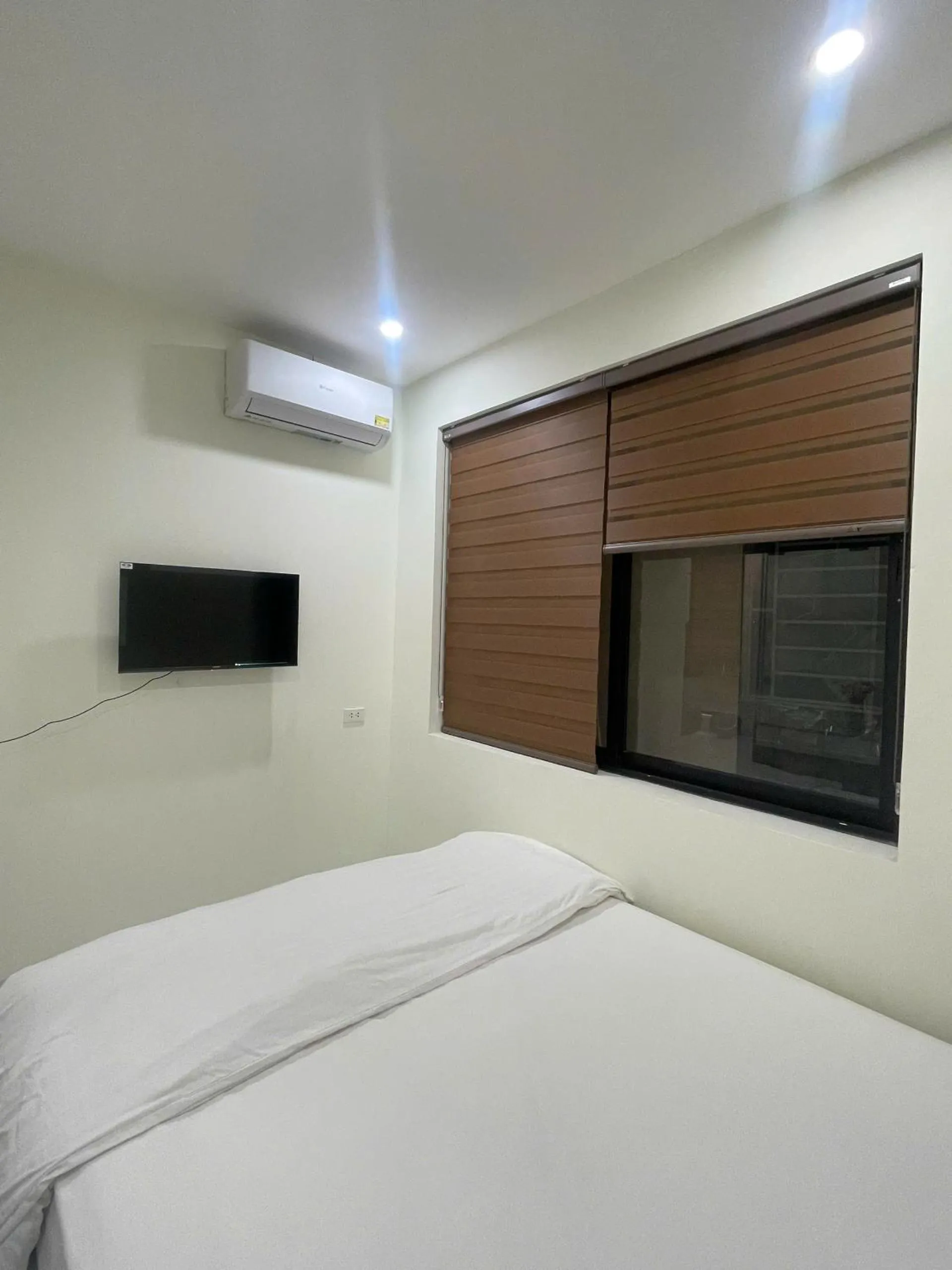 Bed in Era Apartment Xuân Thuỷ