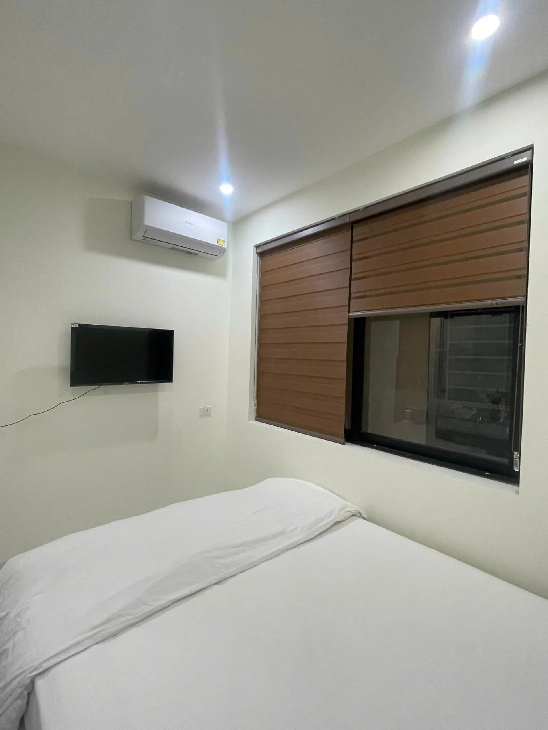 Bed in Era Apartment Xuân Thuỷ