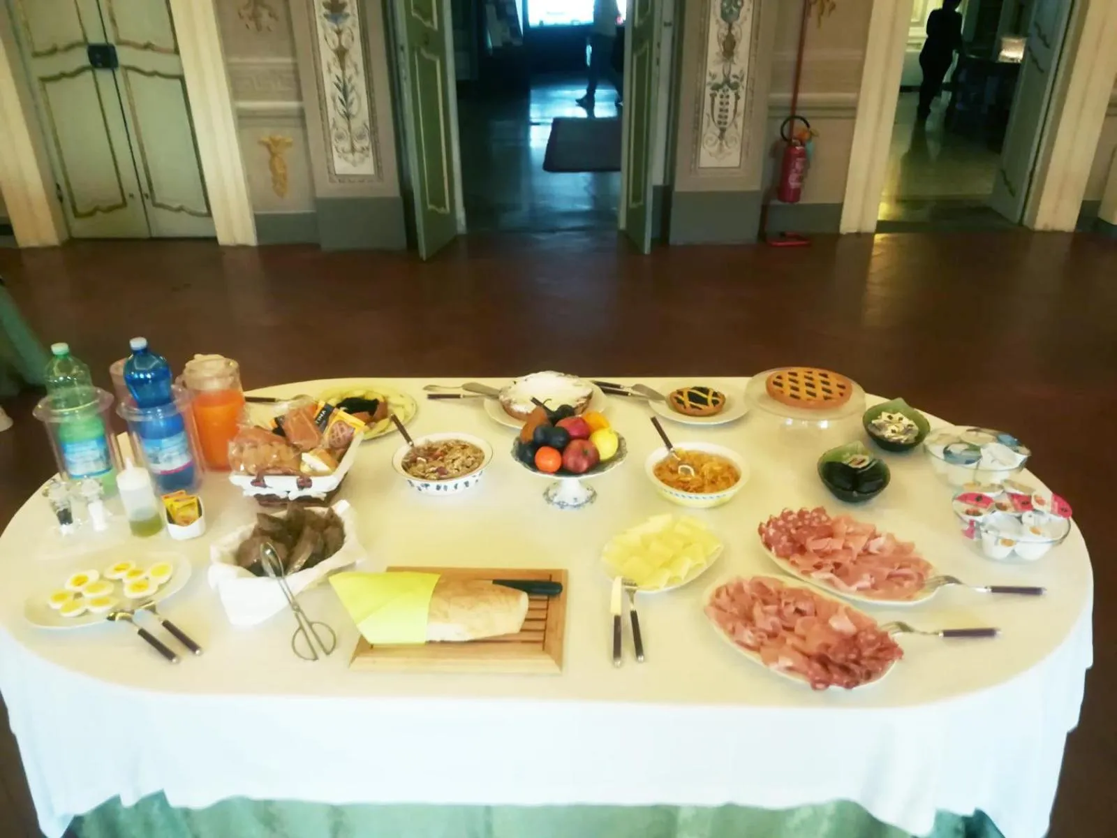 Breakfast in Palazzo Tucci Residenza d'epoca