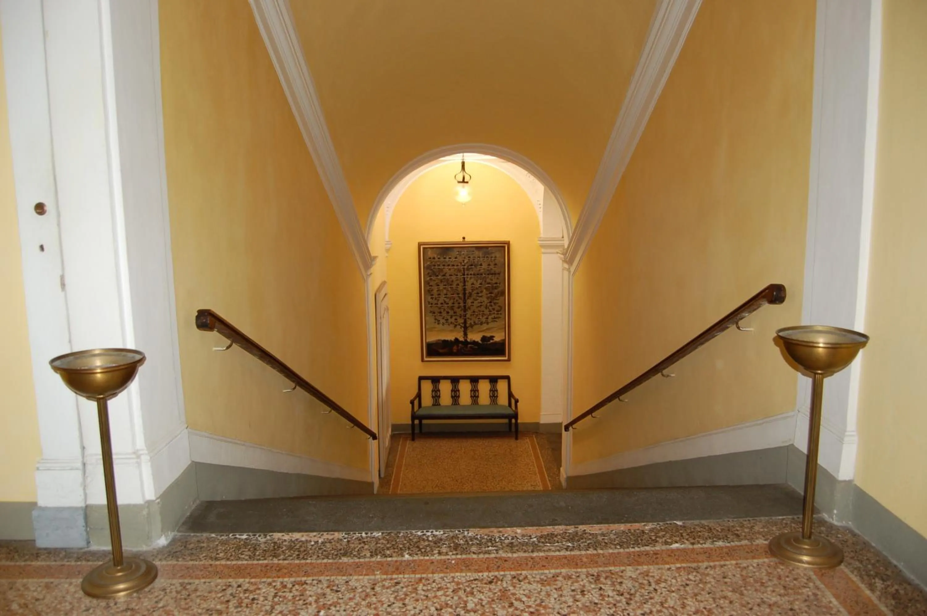 Decorative detail in Palazzo Tucci Residenza d'epoca