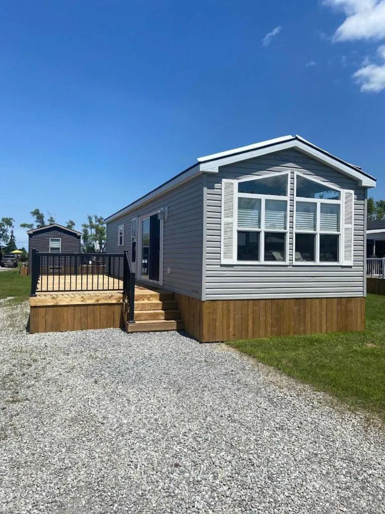 Property building in Vine Ridge Resort - Cottages