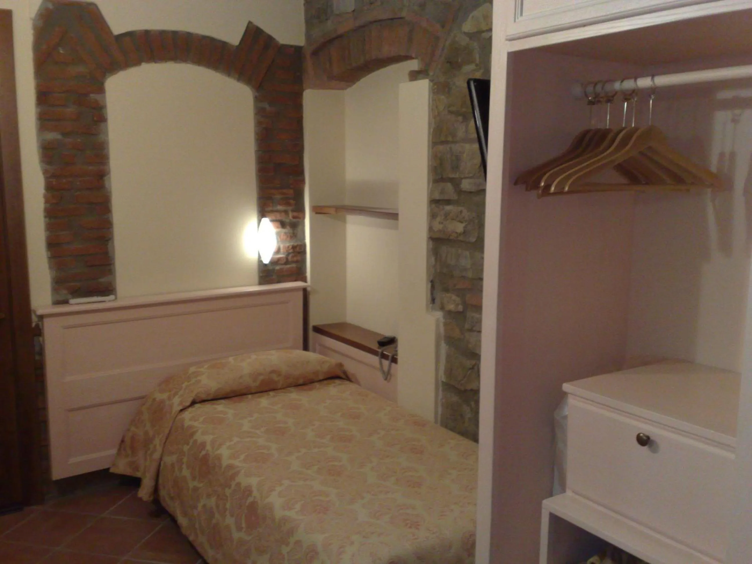 Bedroom in Locanda Il Gallo