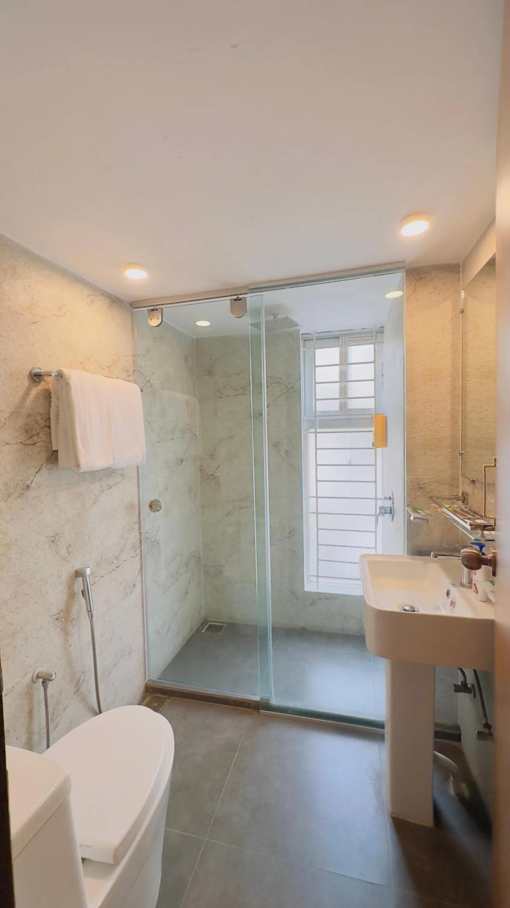 Priyo Nibash Stylish Residential Hotel