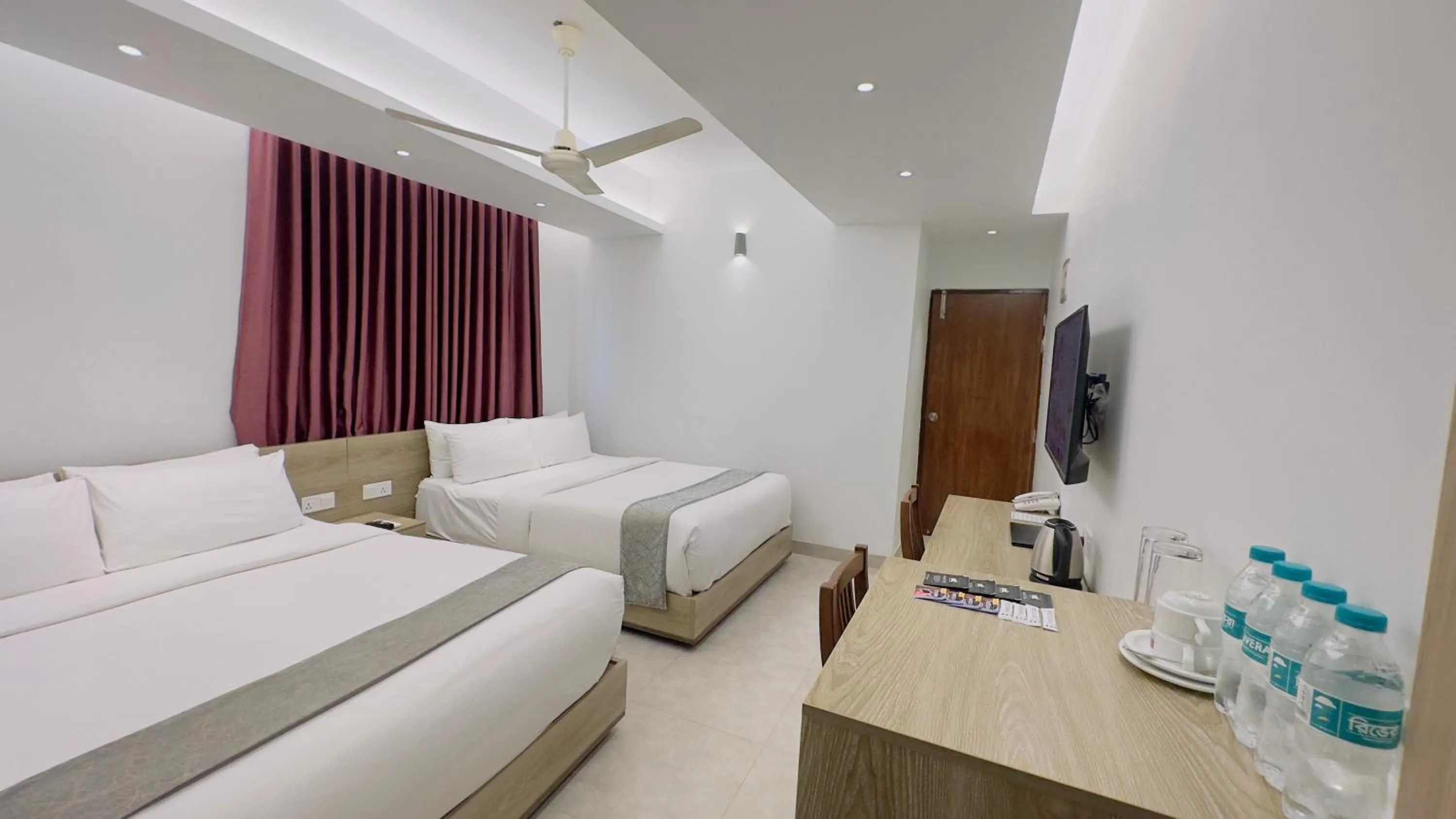 TV and multimedia, Bed in Priyo Nibash Stylish Residential Hotel