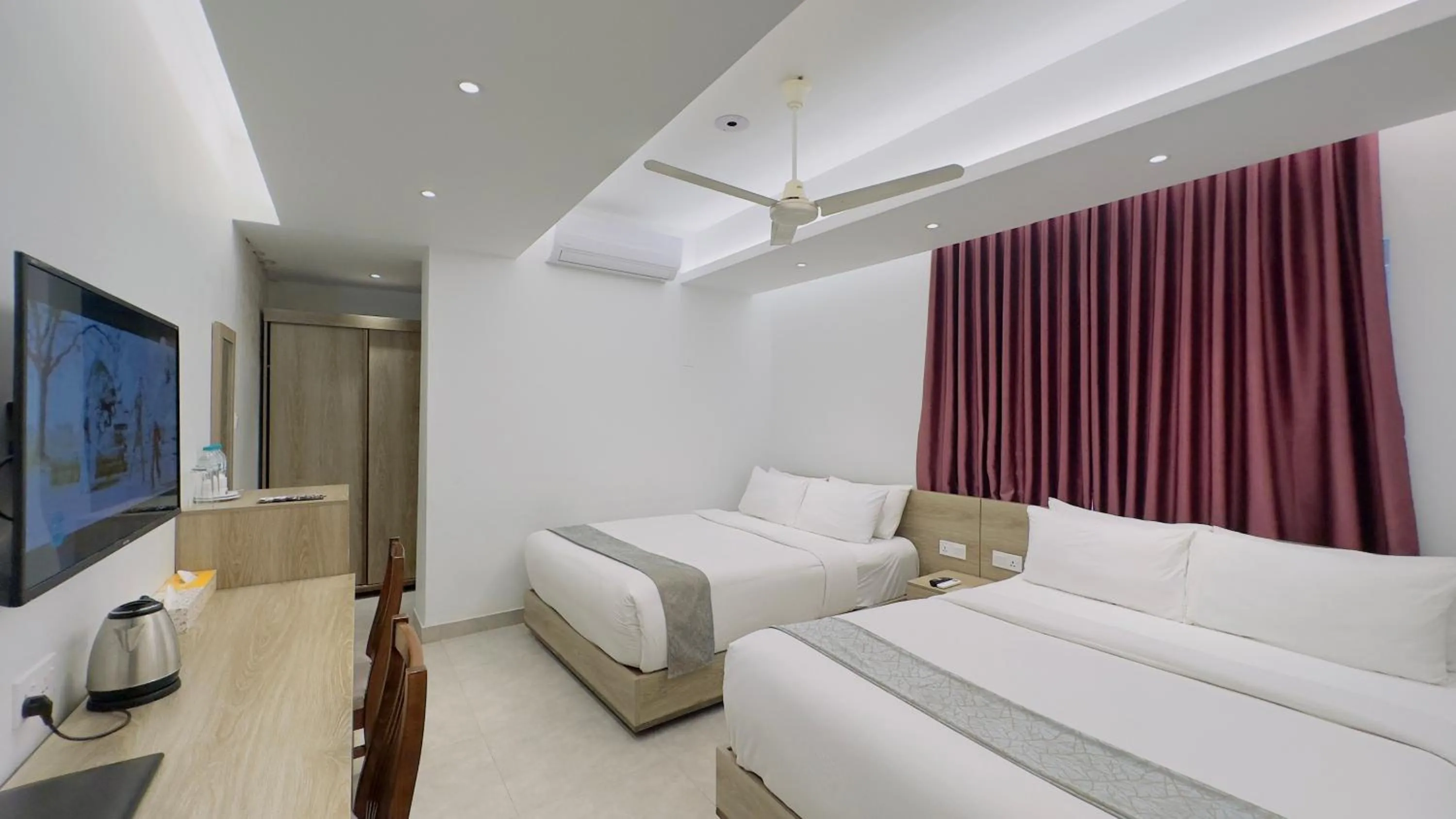 Coffee/tea facilities, Bed in Priyo Nibash Stylish Residential Hotel