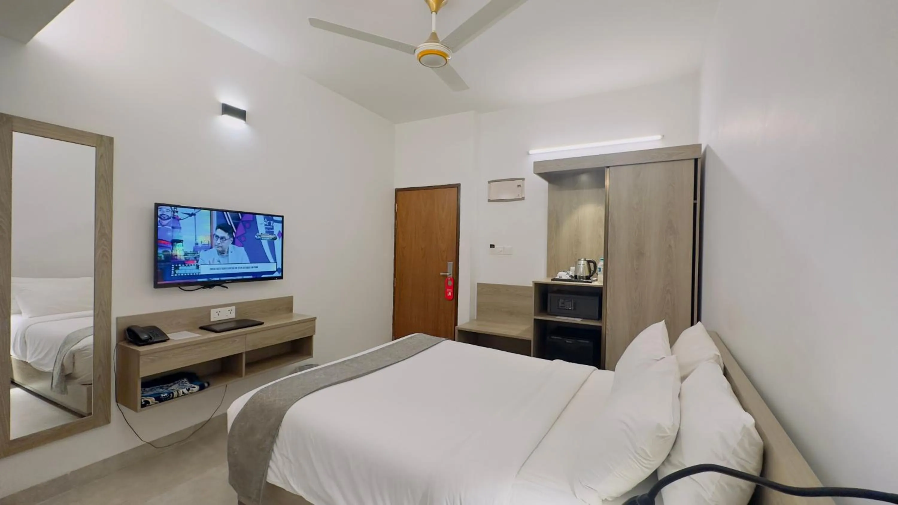 Bed in Priyo Nibash Stylish Residential Hotel