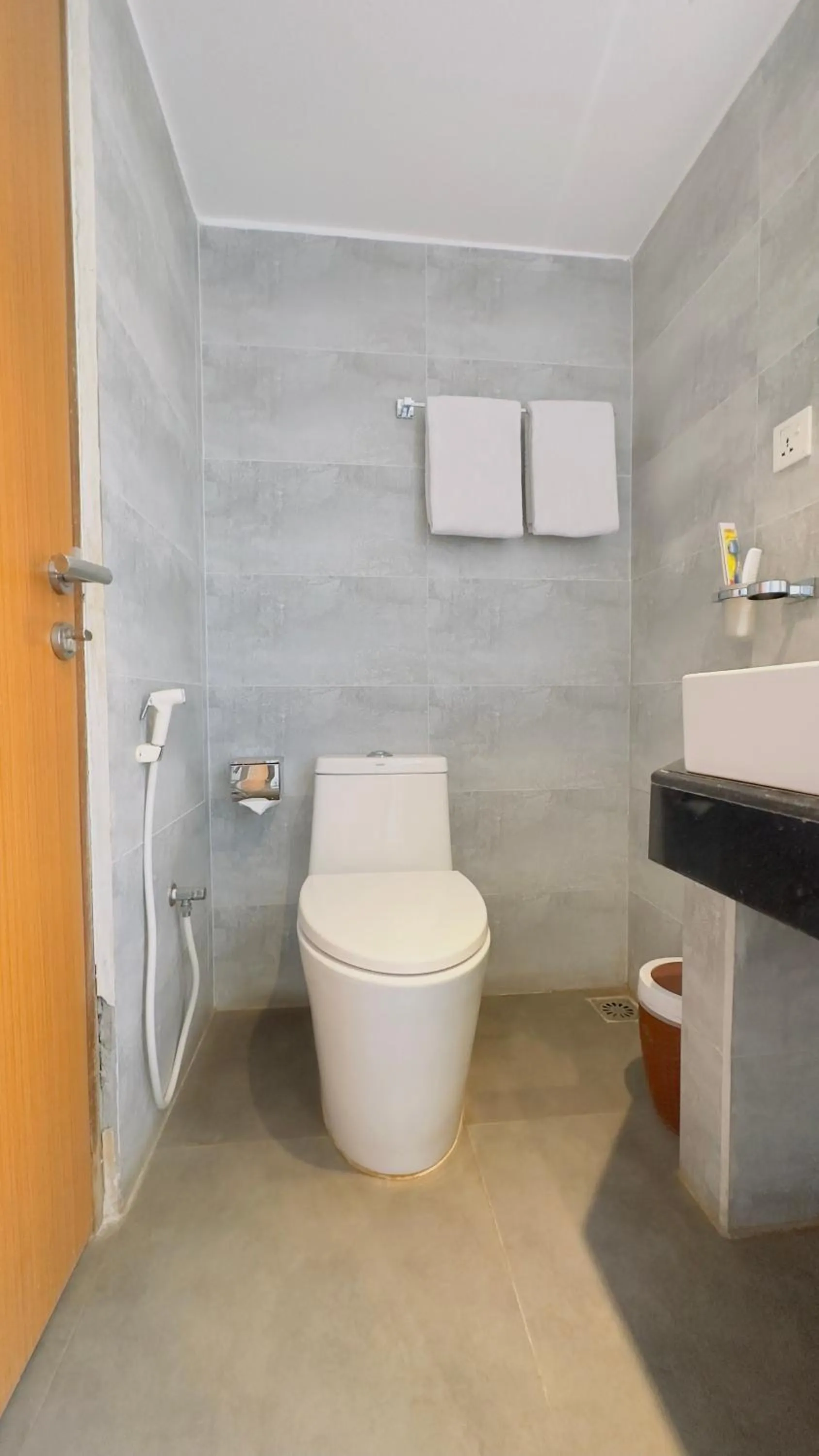 Priyo Nibash Stylish Residential Hotel