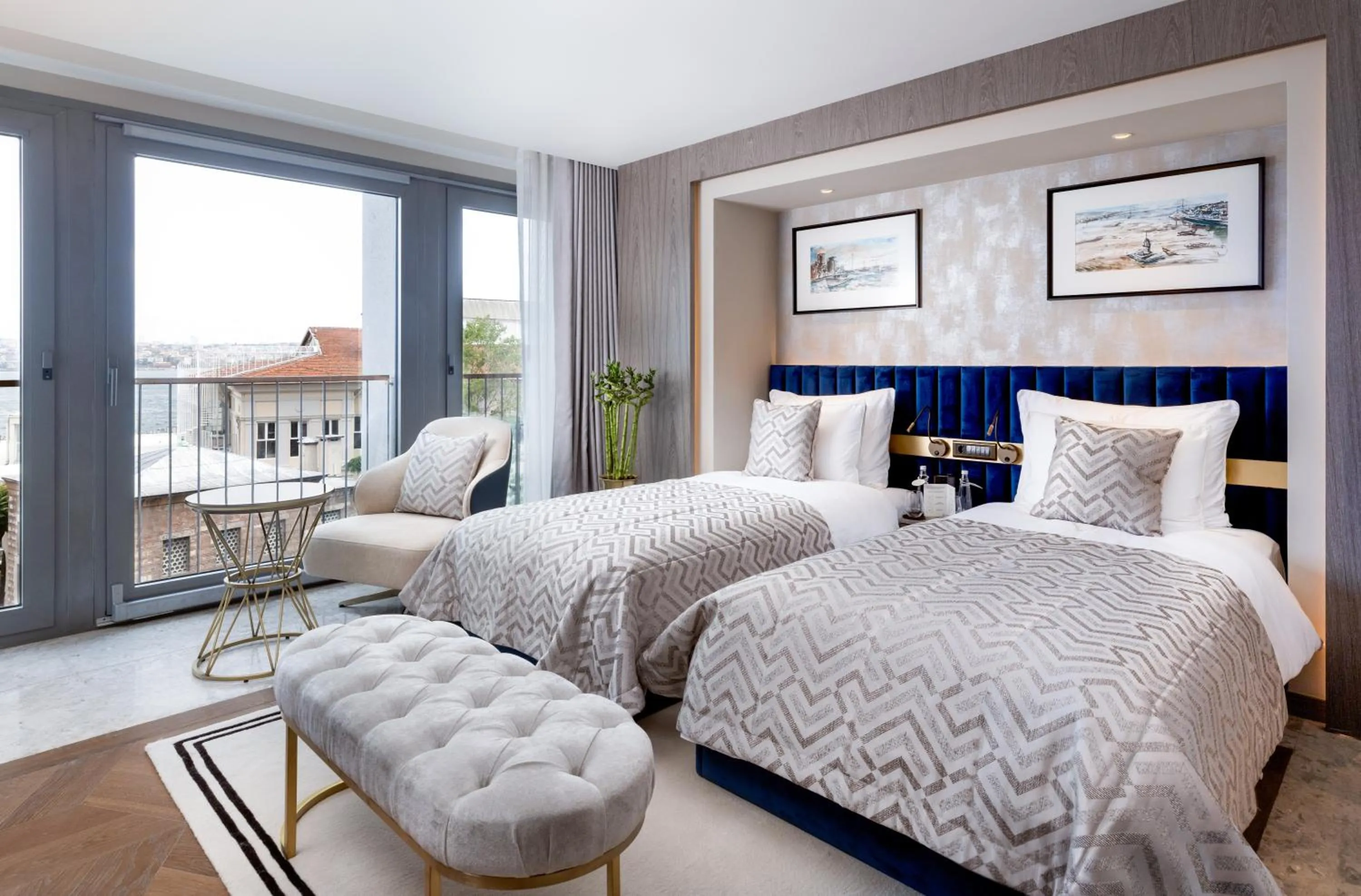 Bed in The Maestro Hotel