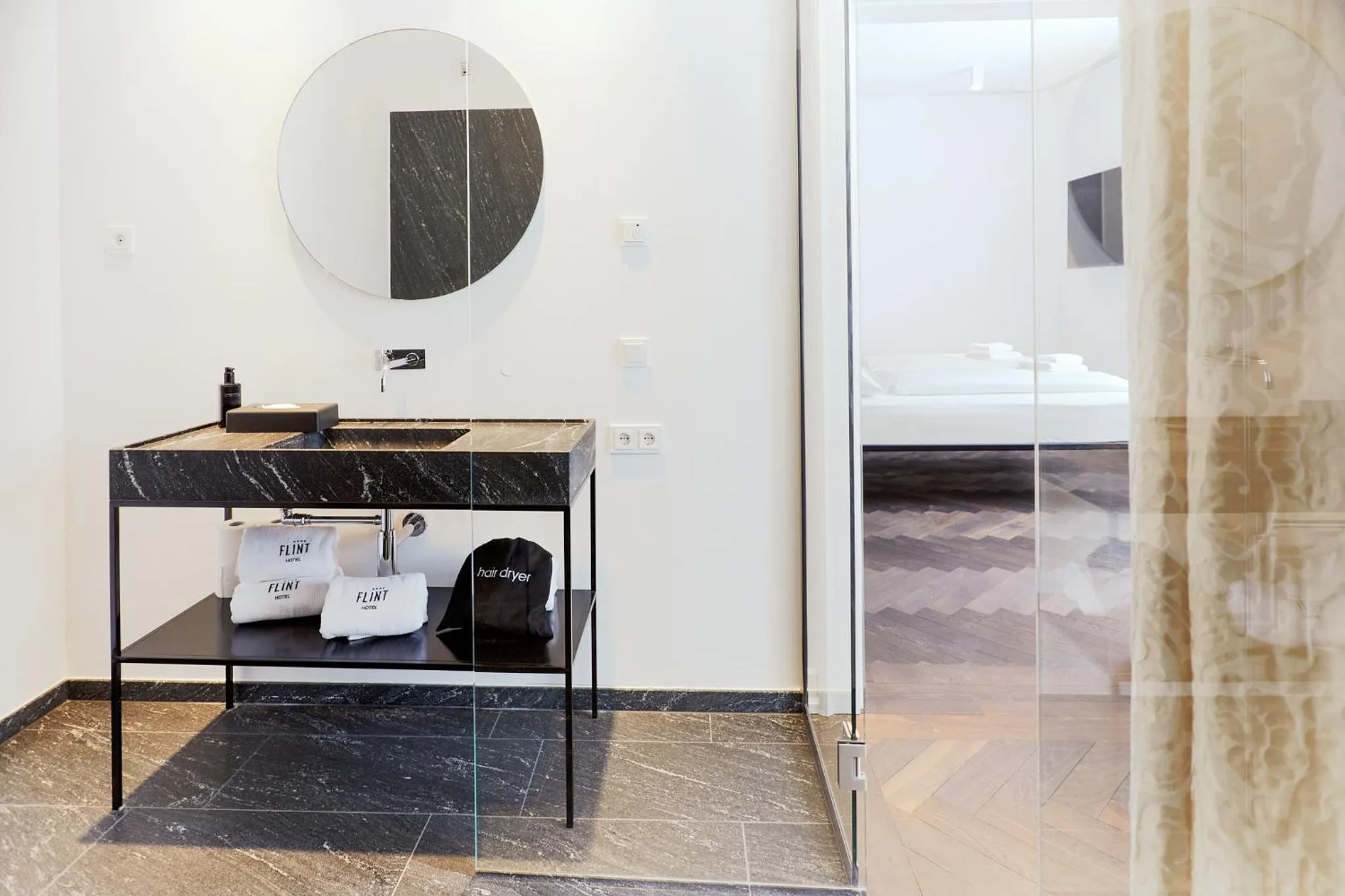 Bathroom in Das Flint