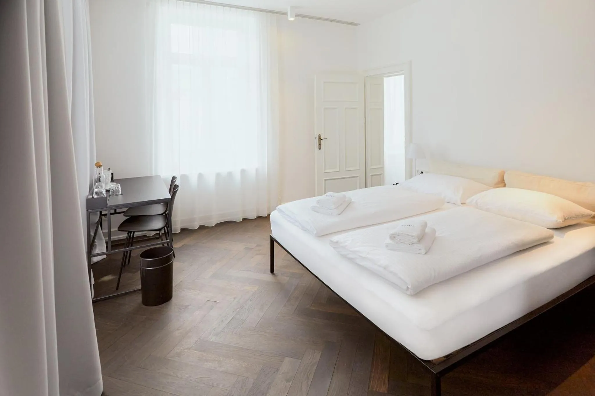 Photo of the whole room, Bed in Das Flint