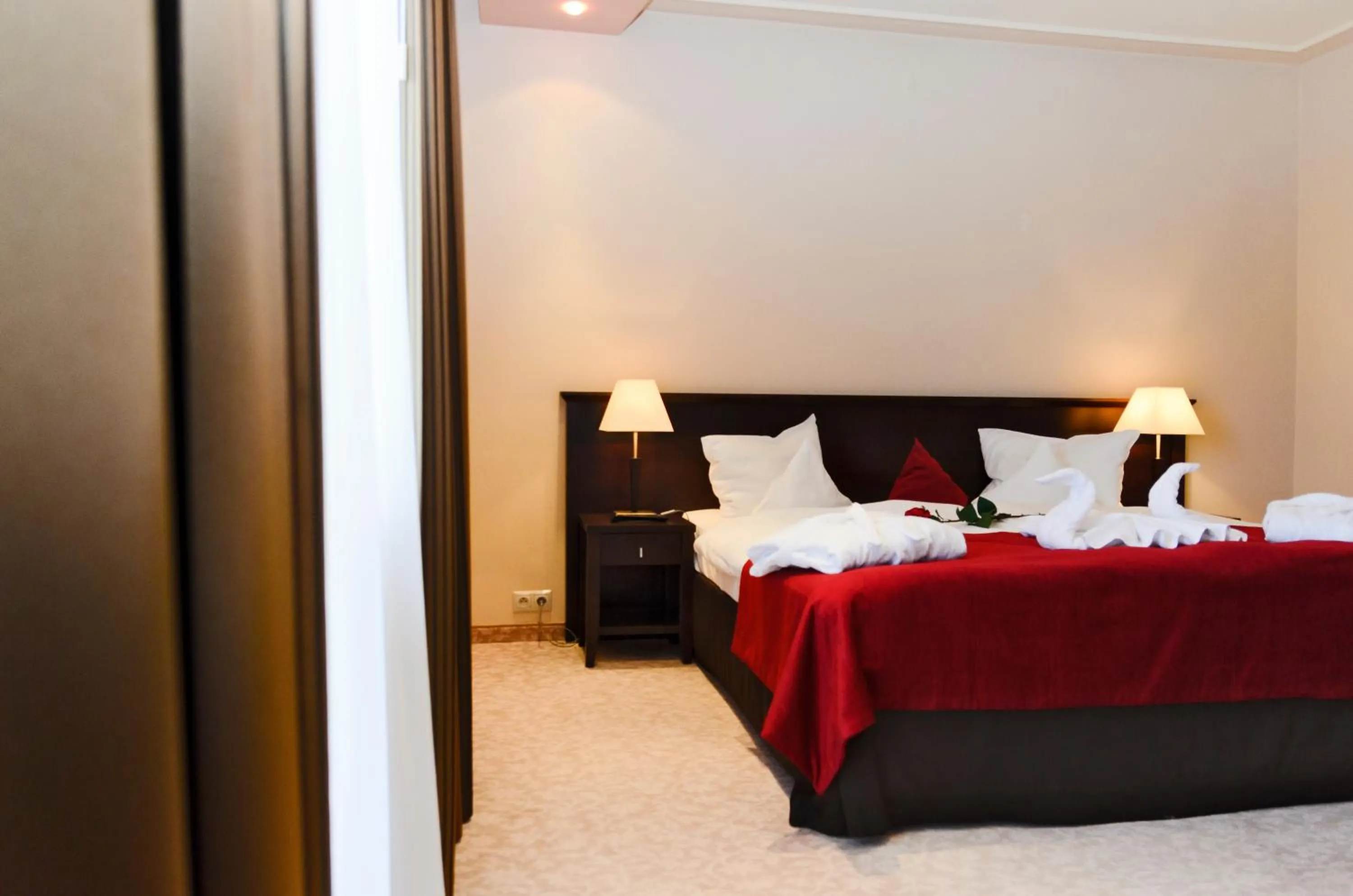 Bedroom, Bed in Hotel Kudowa Manufaktura Relaksu