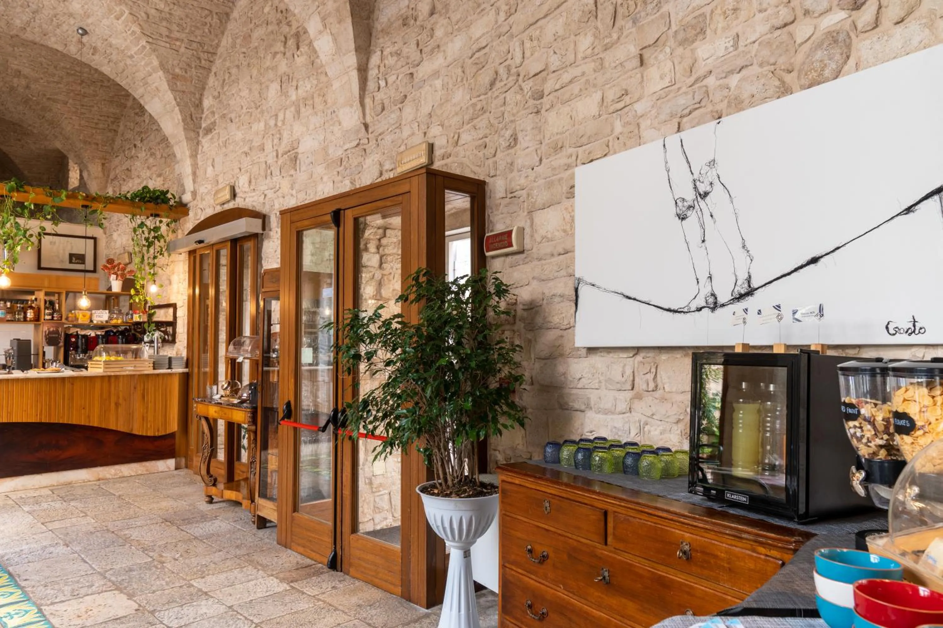 Breakfast in S. Martin Hotel