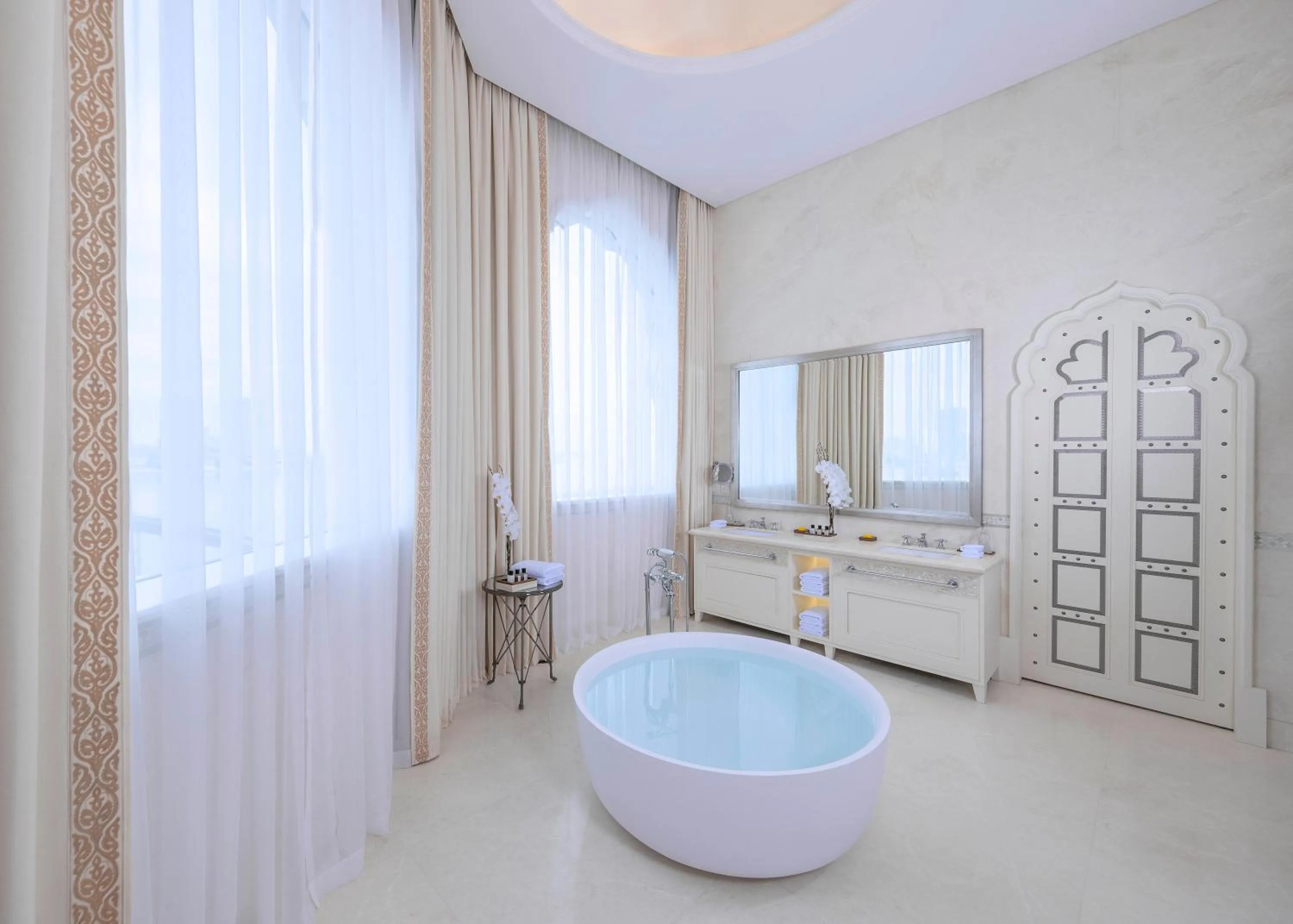 Bathroom in The Chedi Katara Hotel & Resort