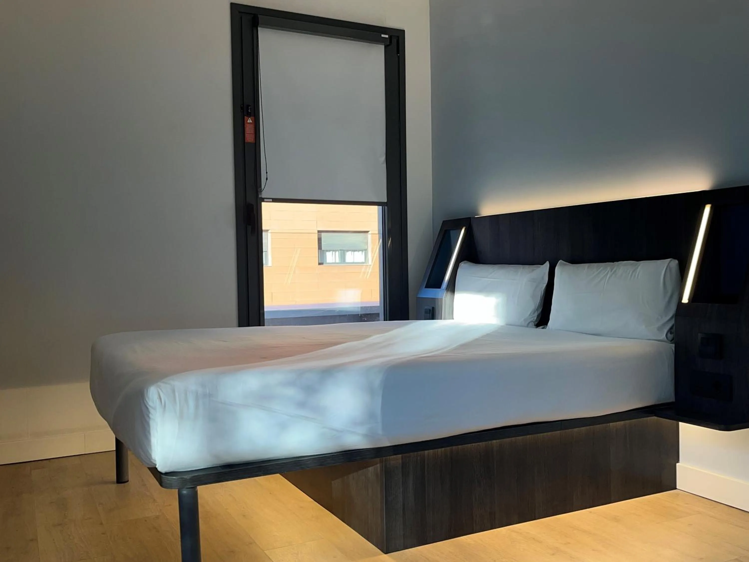 Bed in easyHotel Madrid Centro Atocha