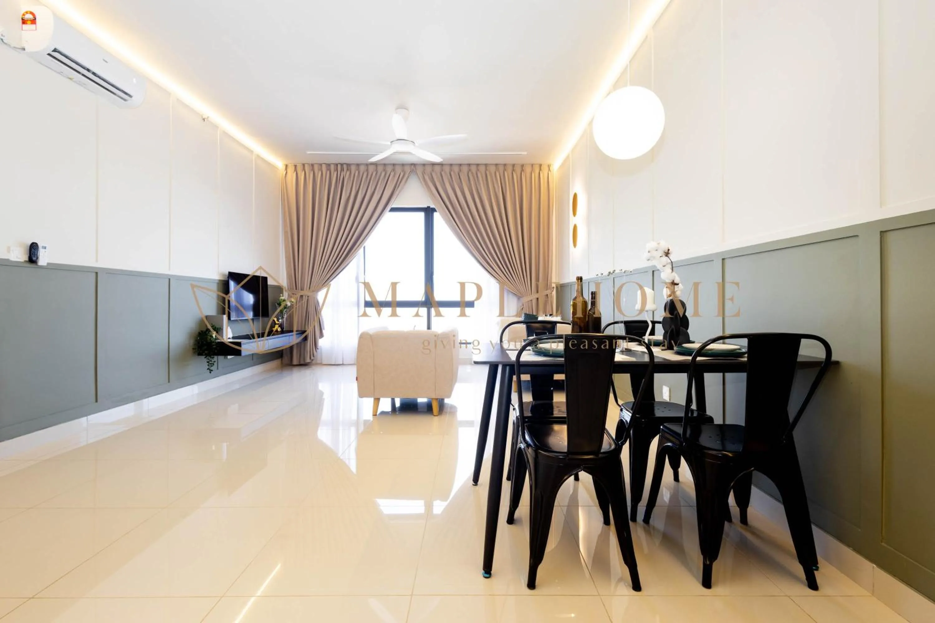 TV and multimedia in The Apple Premier Suites Melaka