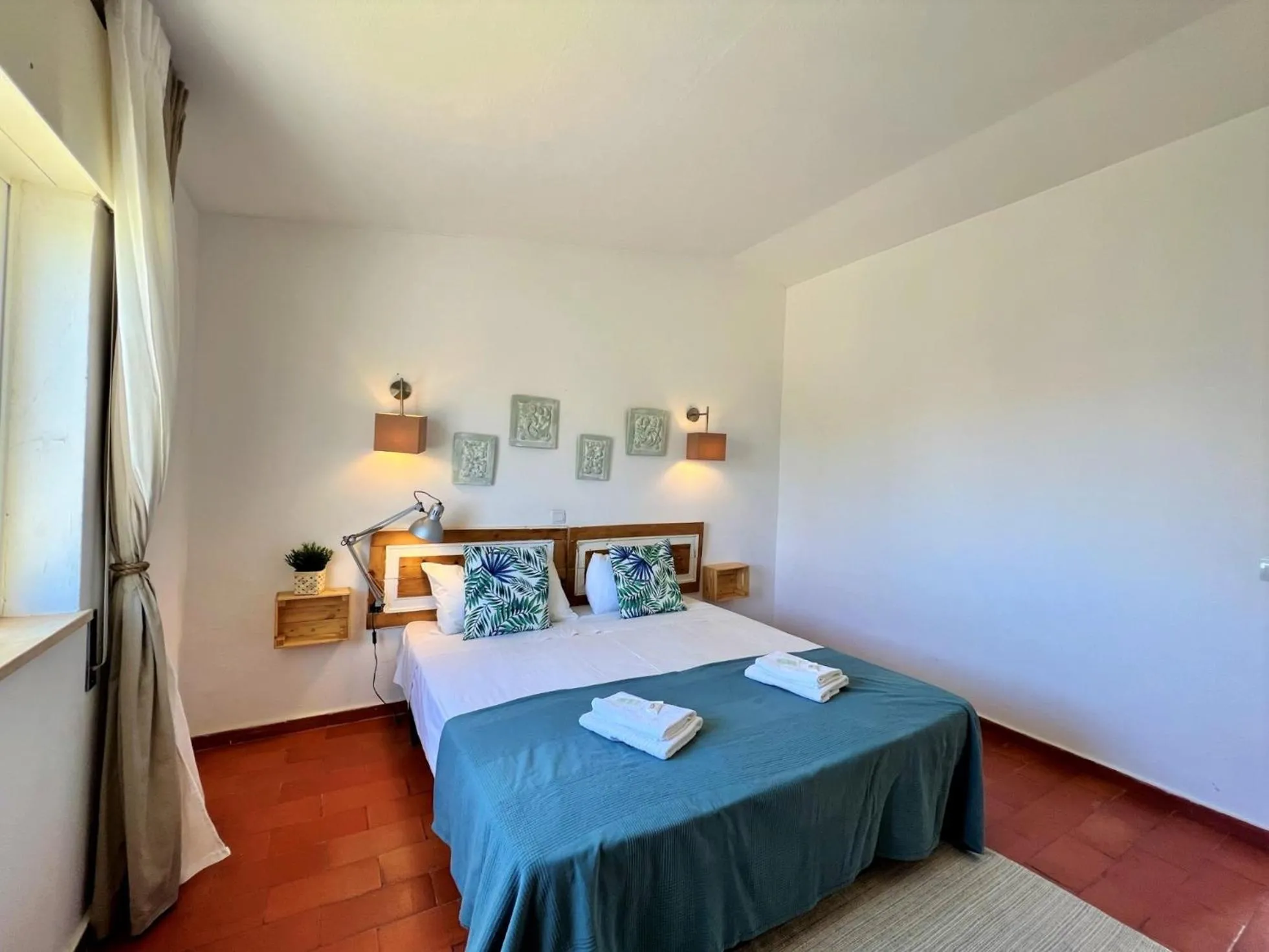 Bed in Armação de Pêra Twins 1 by Homing