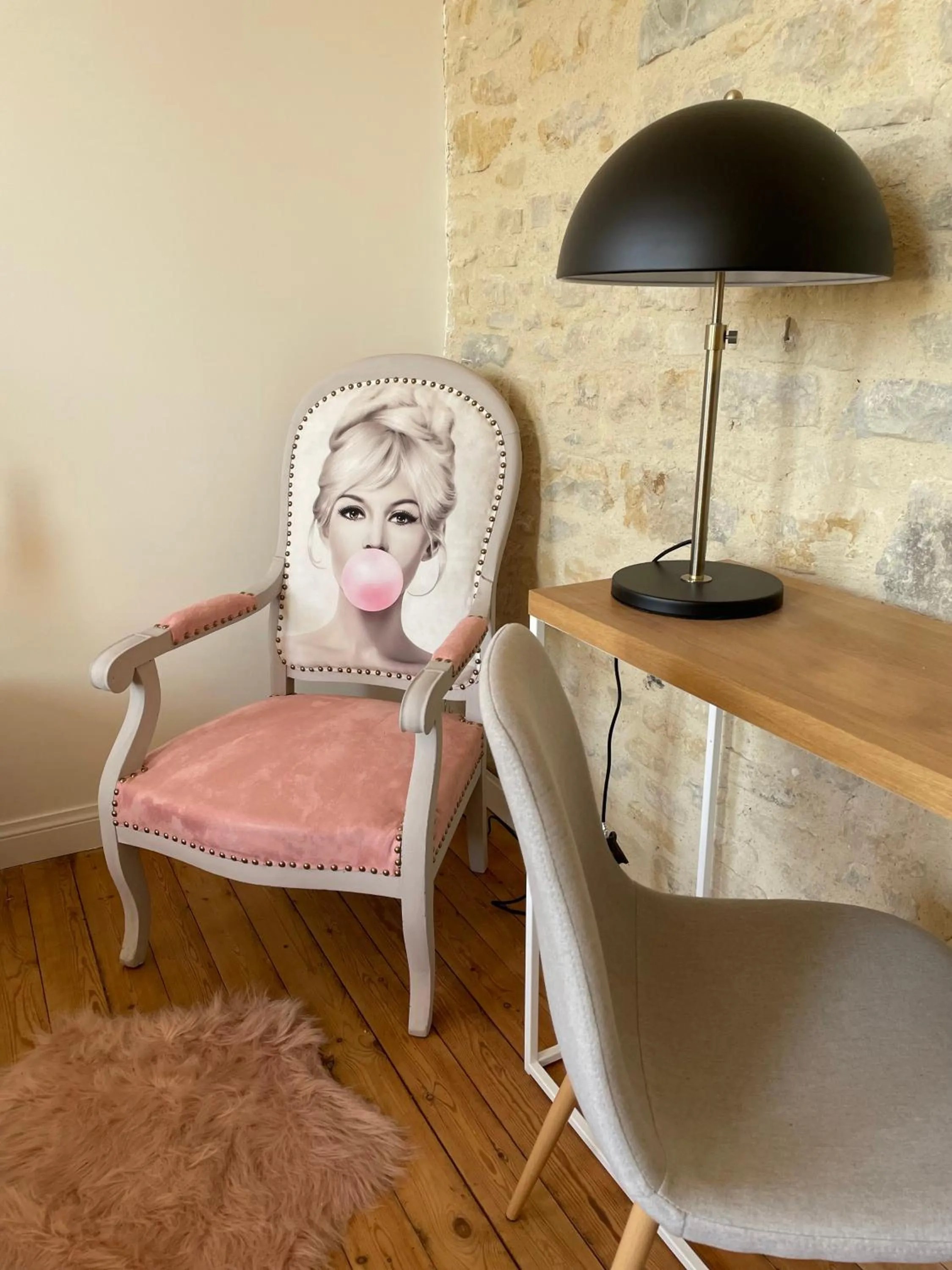 Bedroom in AureFées