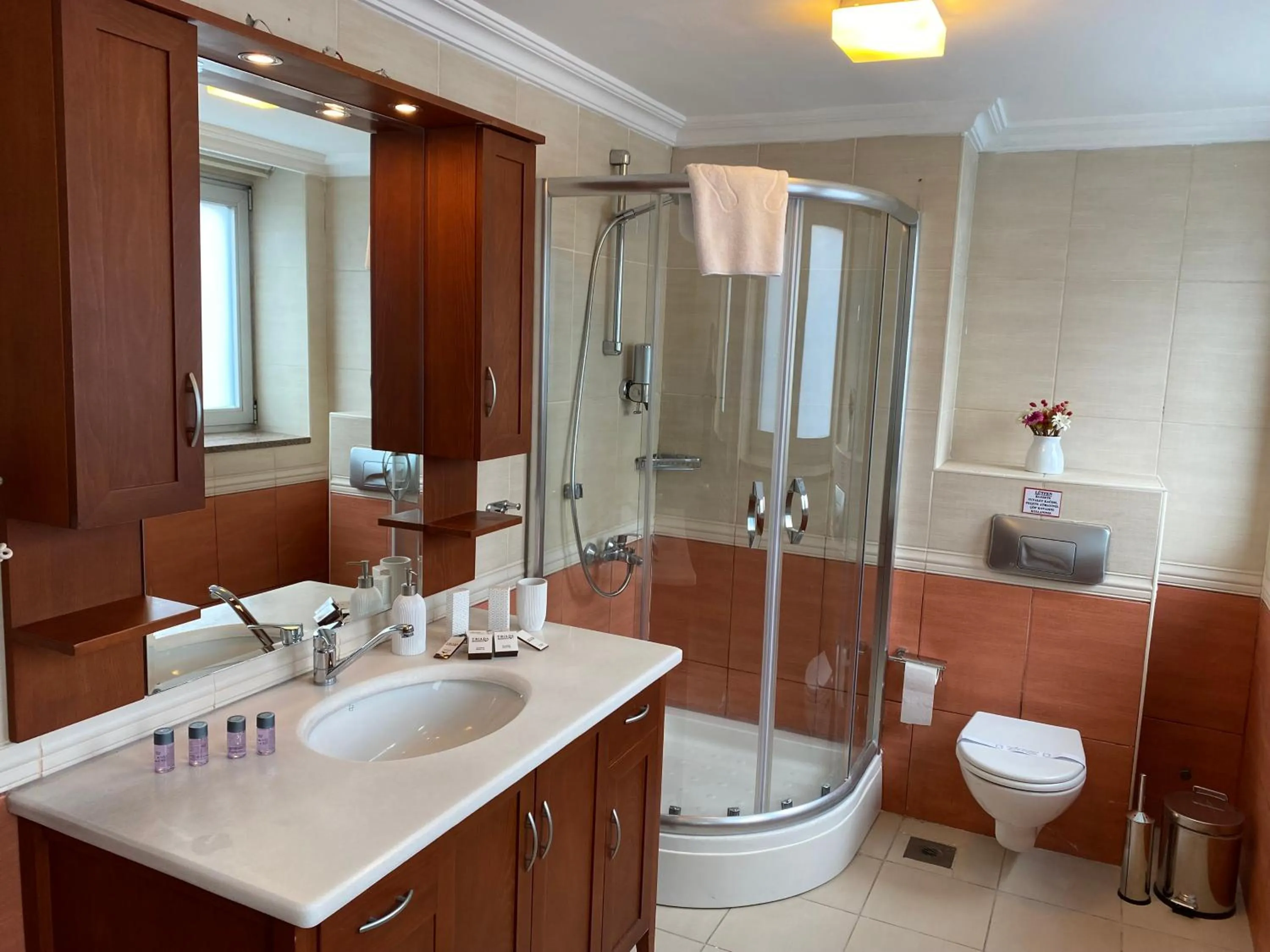 Bathroom in Triada Gayrettepe