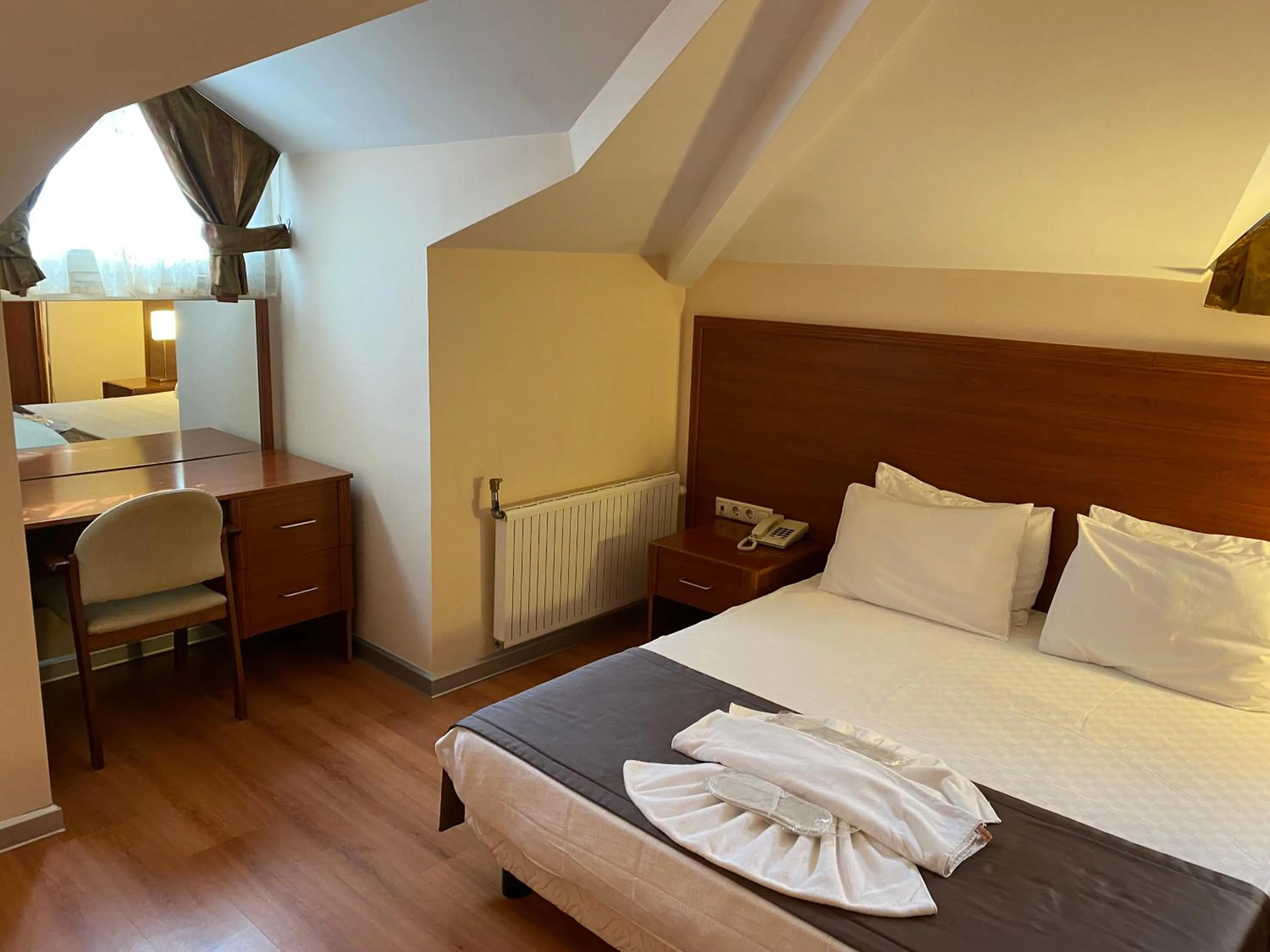 Massage, Bed in Triada Gayrettepe