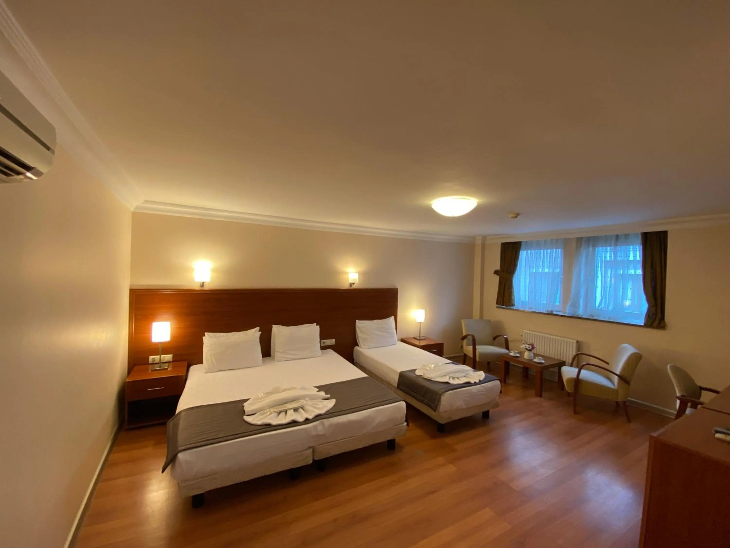 Massage, Bed in Triada Gayrettepe