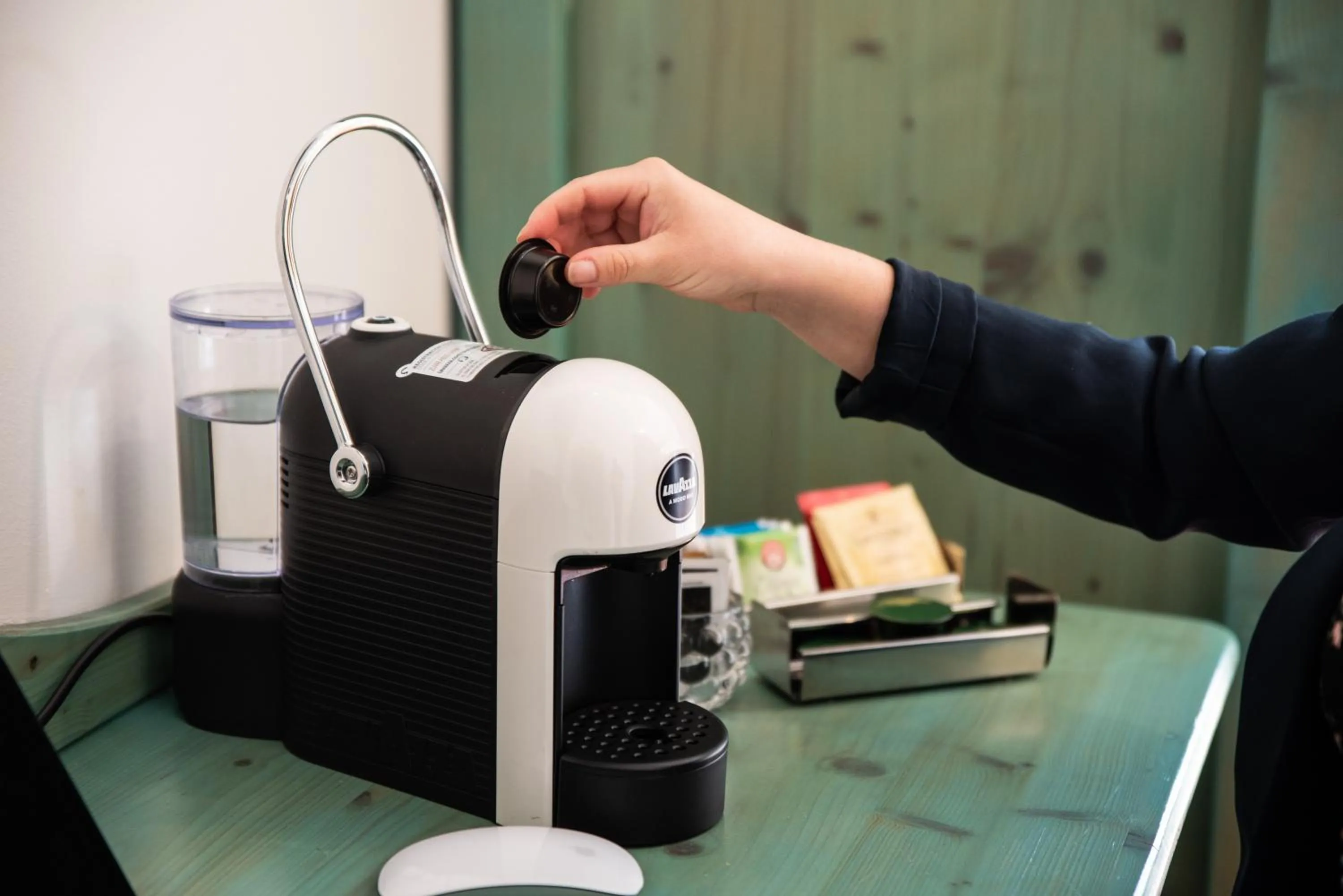 Coffee/tea facilities in Hotel Residence Montelago