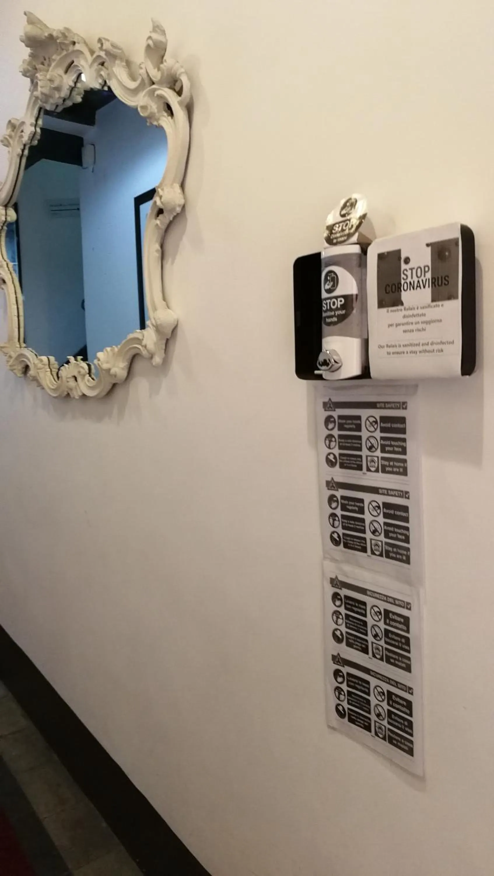 Certificate/Award in Locanda degli Antiquari