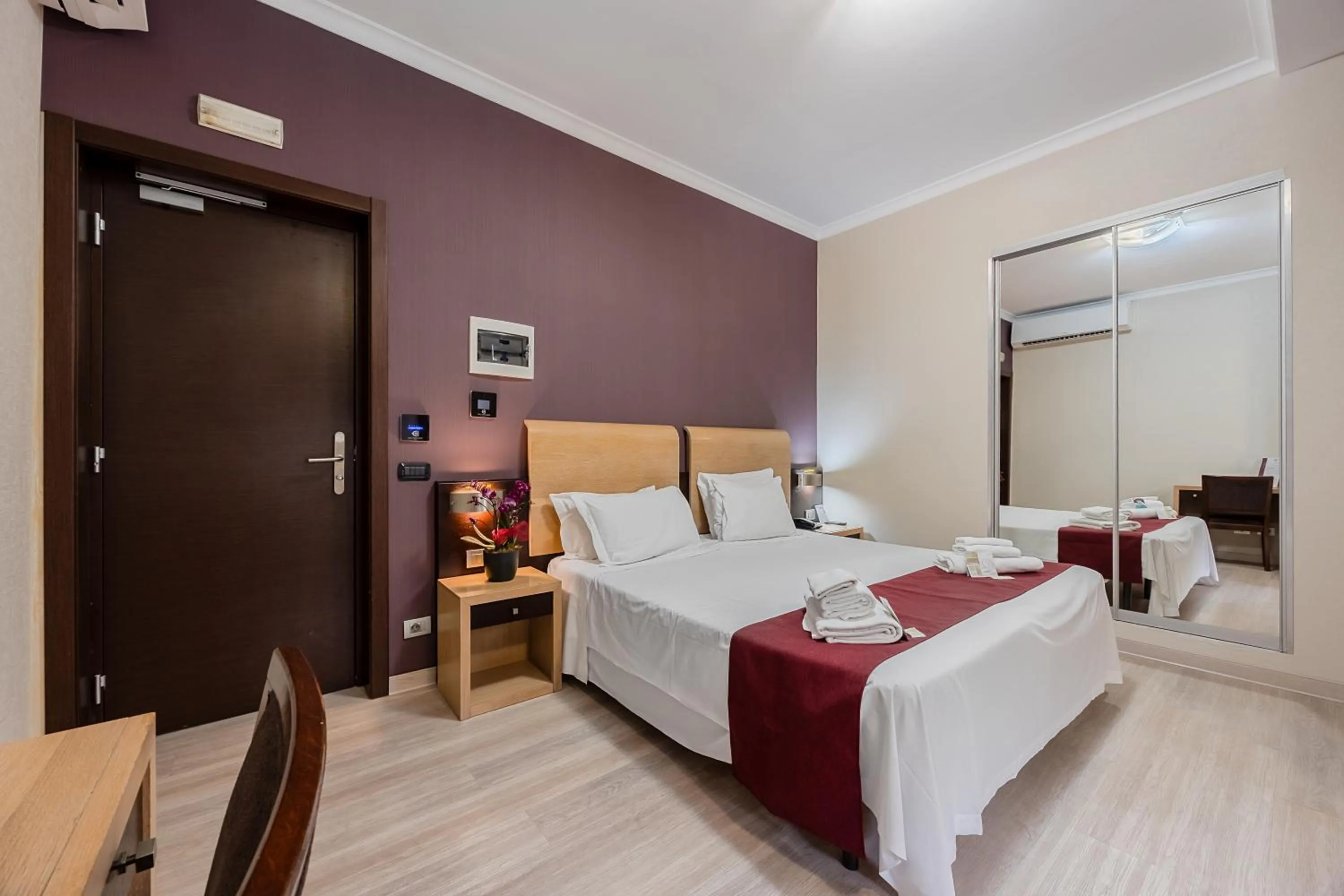 Bed in EH Rome Airport Euro House Hotels
