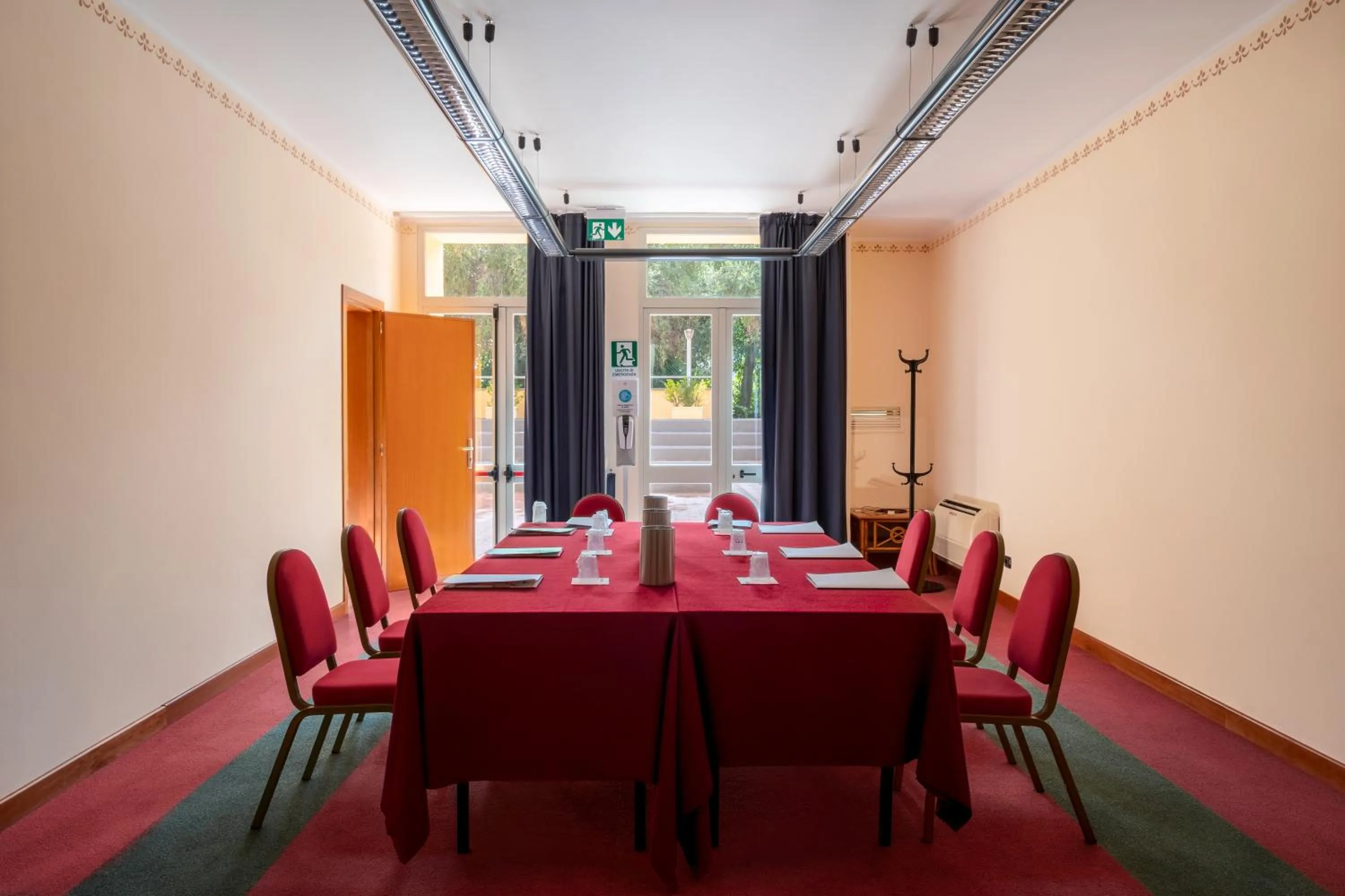 Meeting/conference room in UNA Hotels Naxos Beach Sicilia