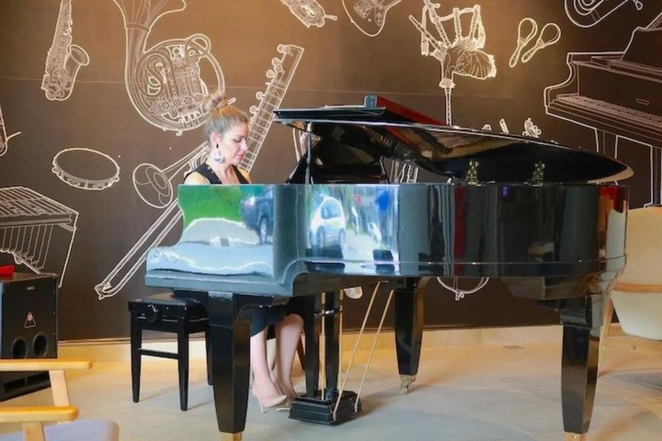 People in Hotel Del Fiol