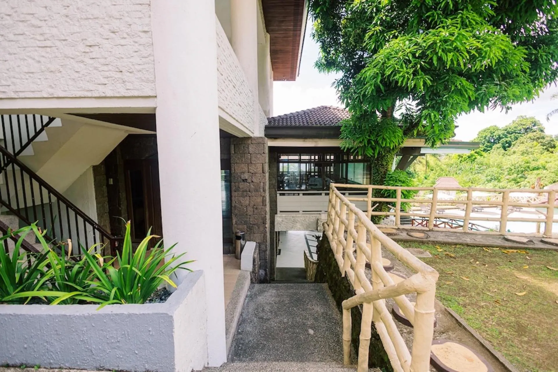 Estancia Resort Hotel