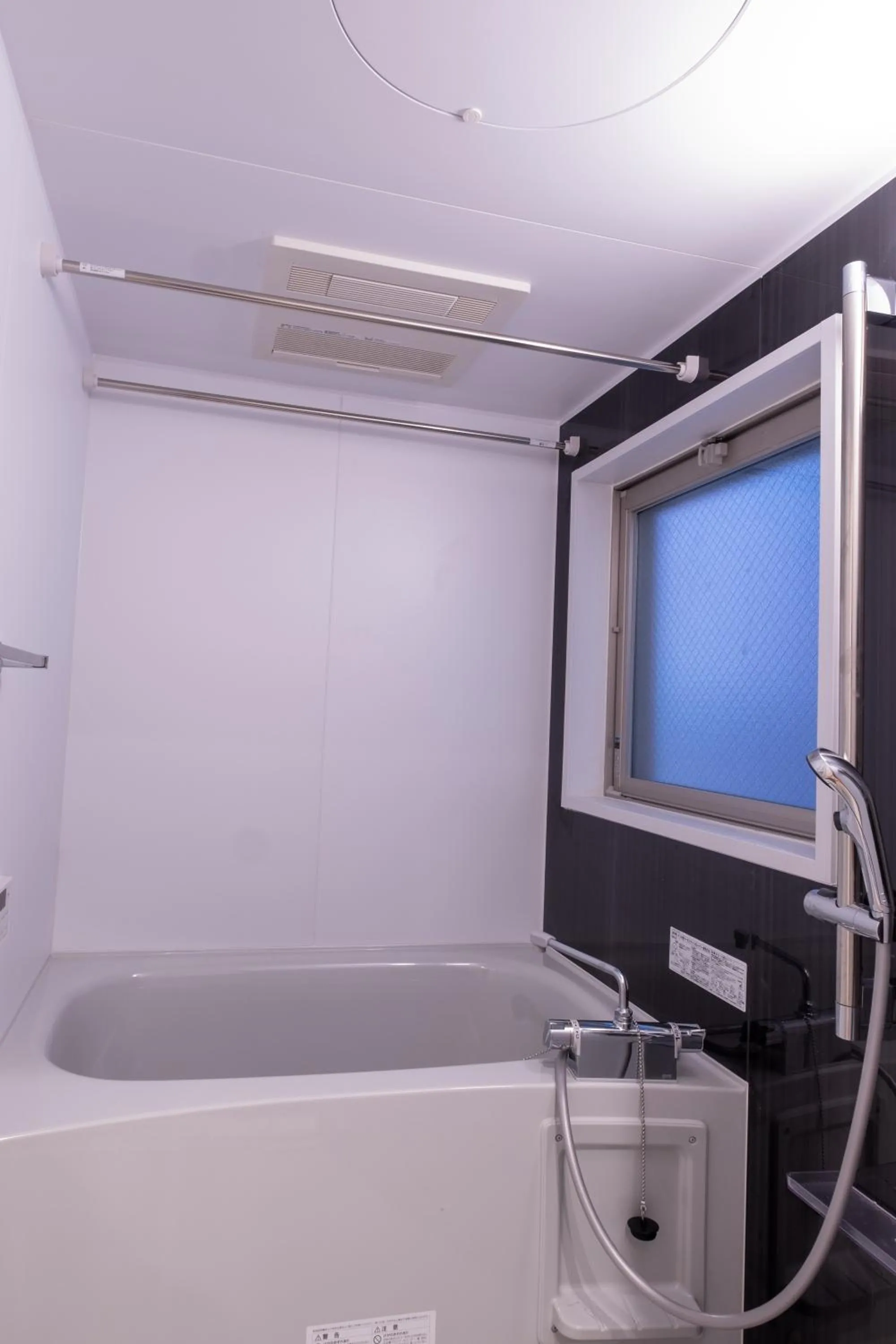 Bathroom in Ken's Place麻布East