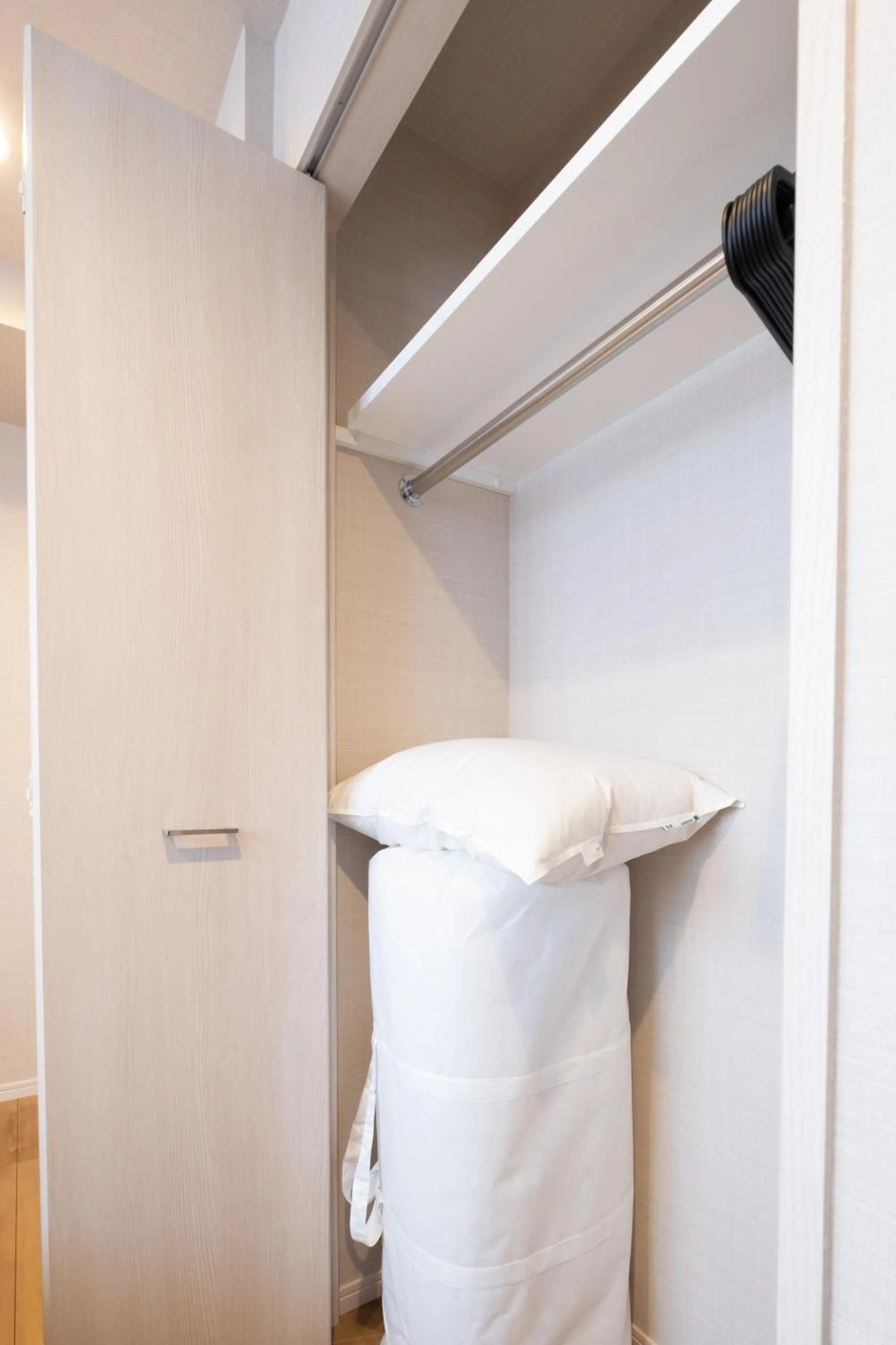 storage, Bed in Ken's Place麻布East