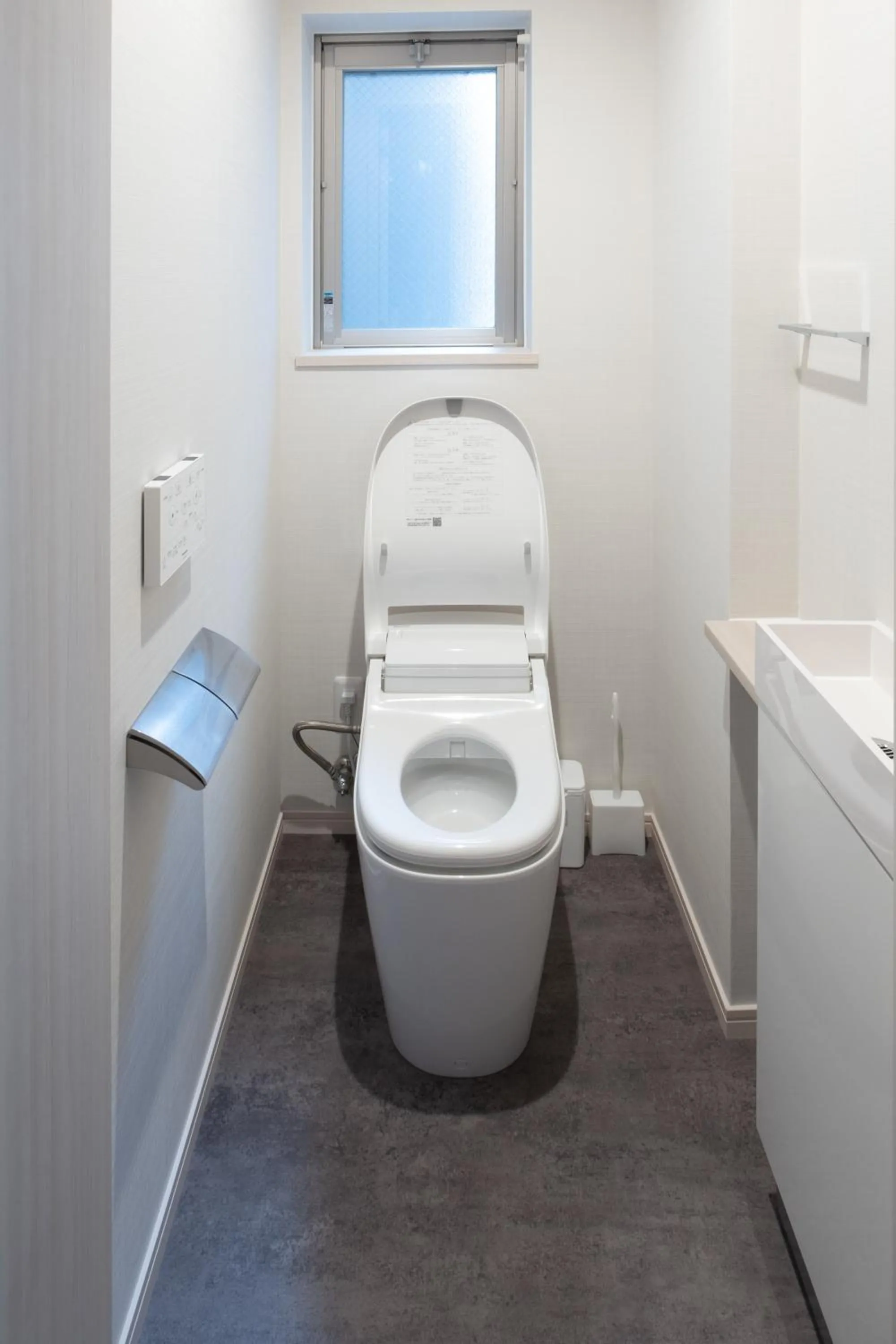 Bathroom in Ken's Place麻布East