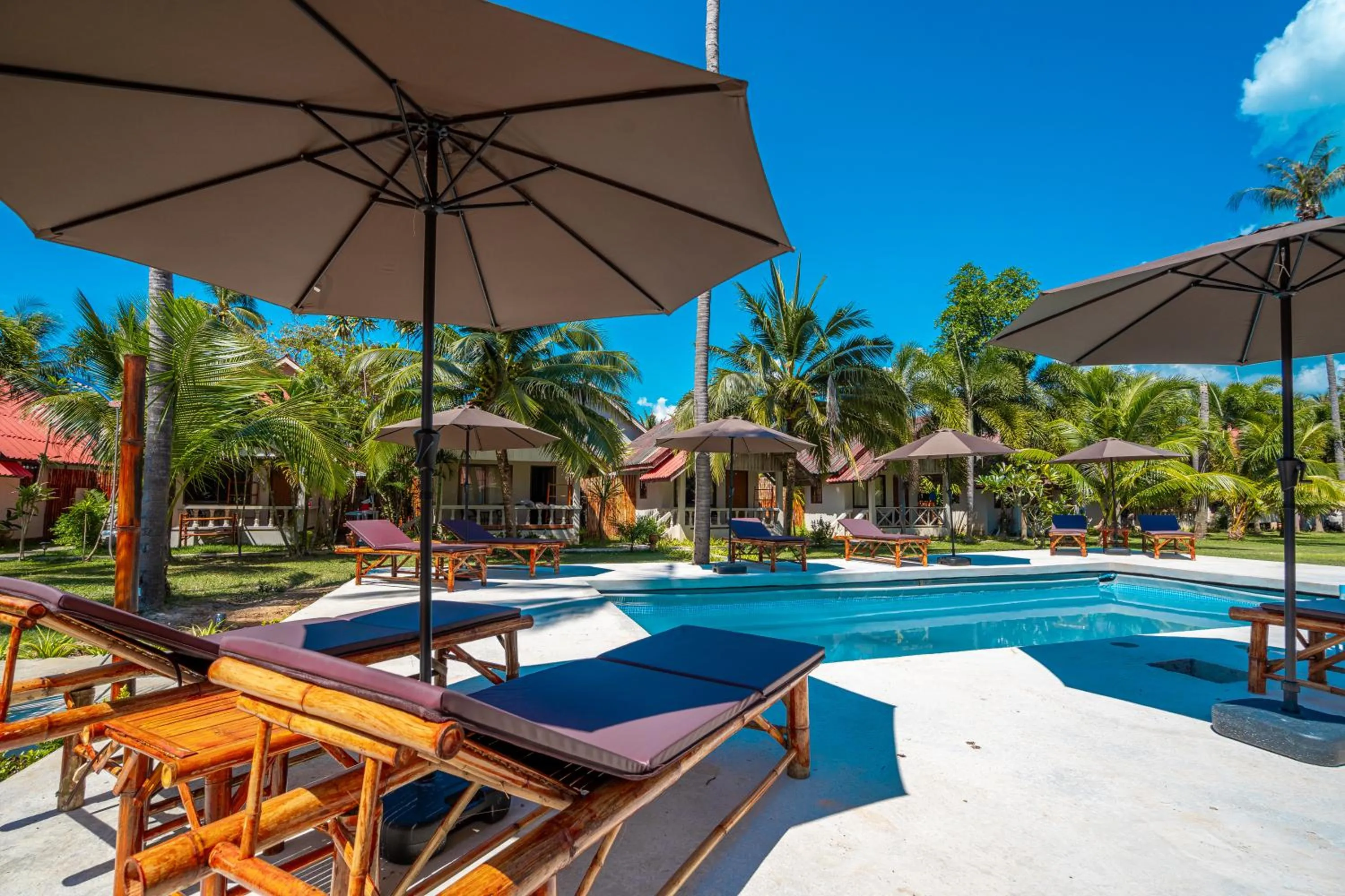 Day in Lanta Beachfront Resort