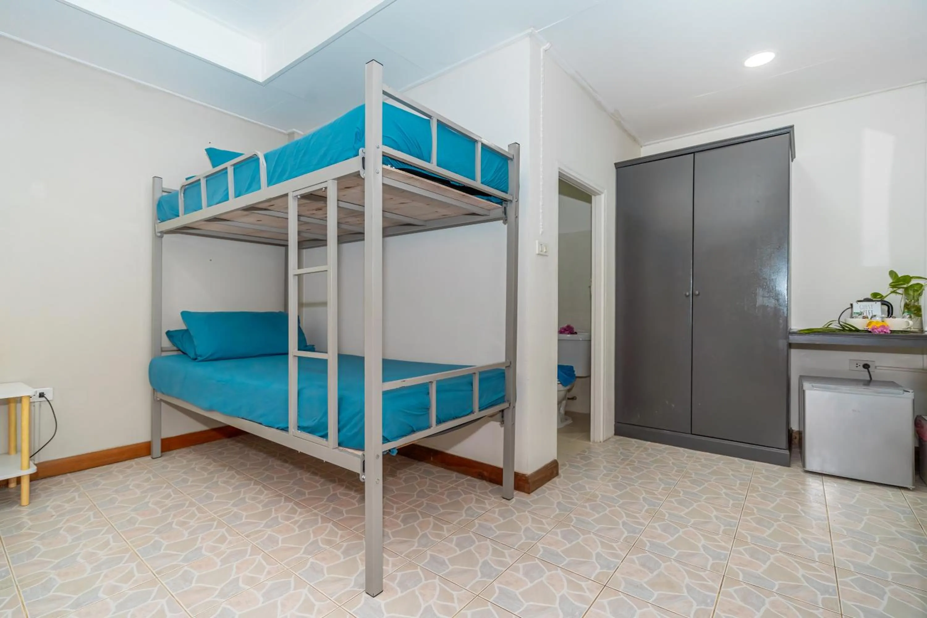 Bedroom, Bed in Lanta Beachfront Resort