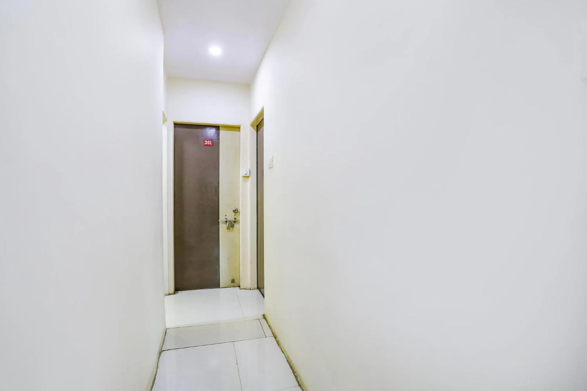 Lobby or reception in FabHotel New Shraddha Inn - Nr Airport Colony