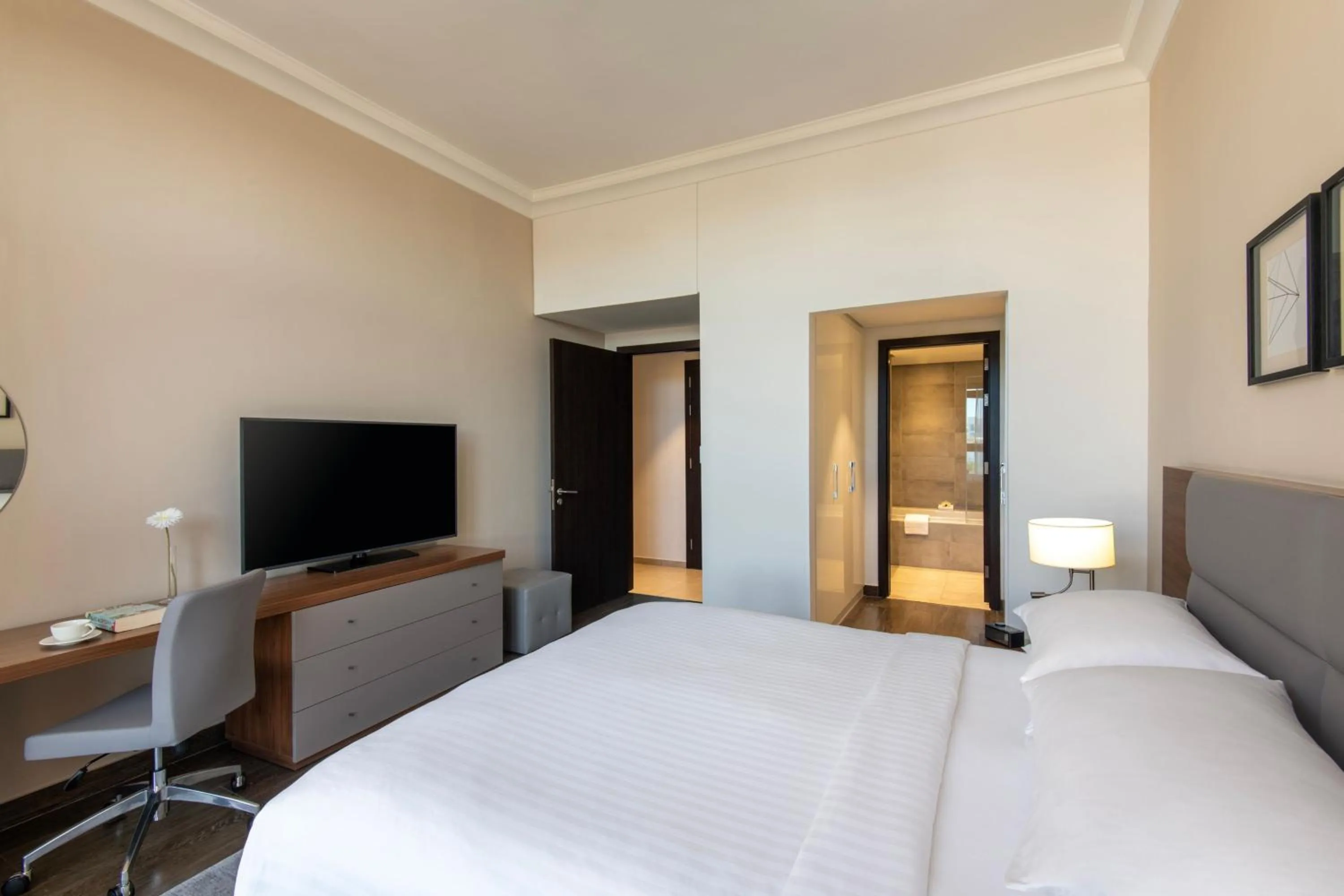 Photo of the whole room, Bed in Marriott Executive Apartments Doha, Le Mirage City Walk