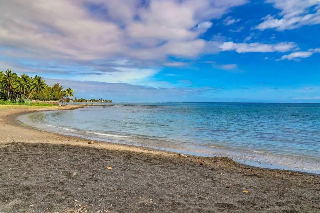 Beach in Tahiti beach house