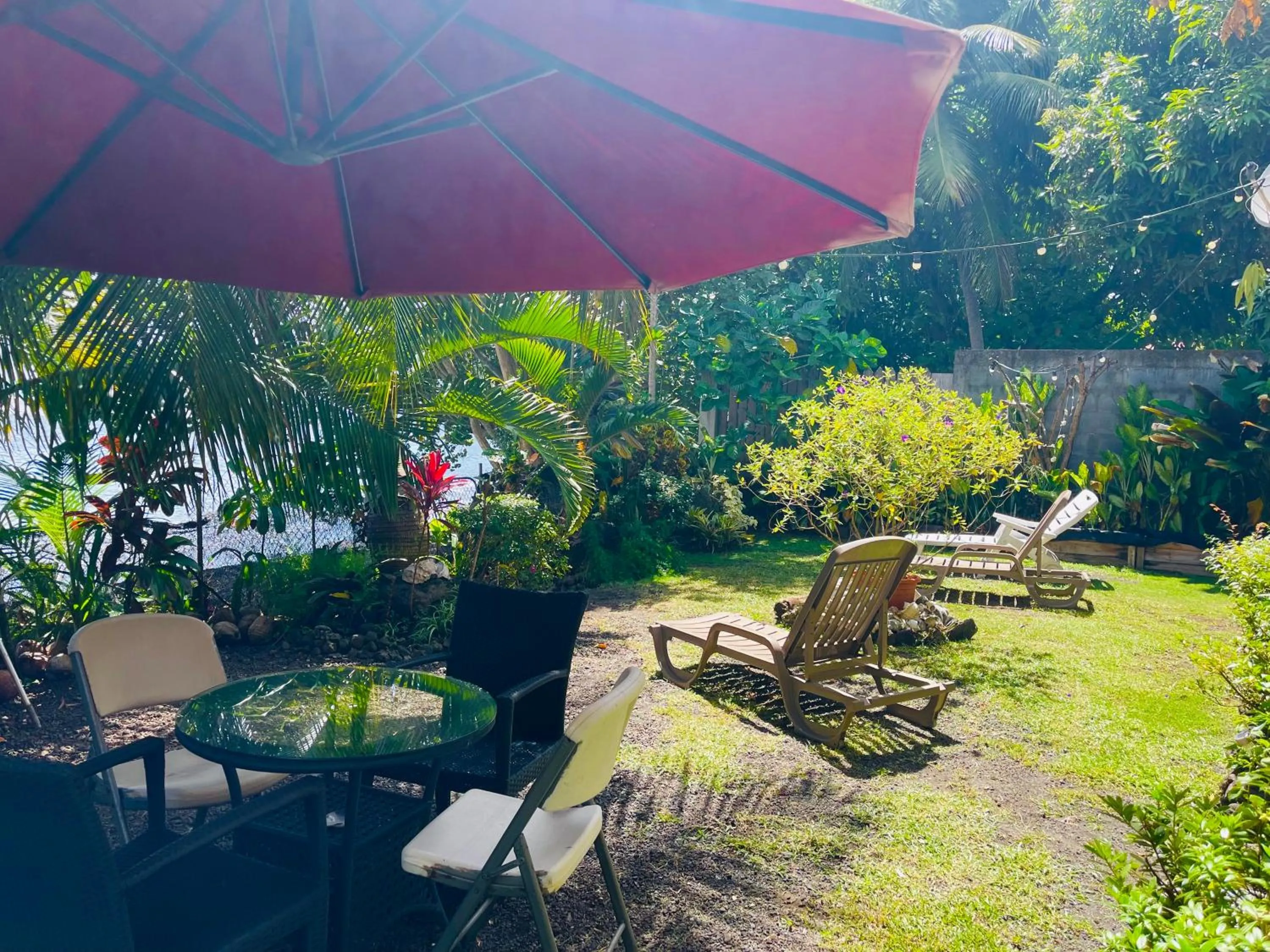 Garden in Tahiti beach house