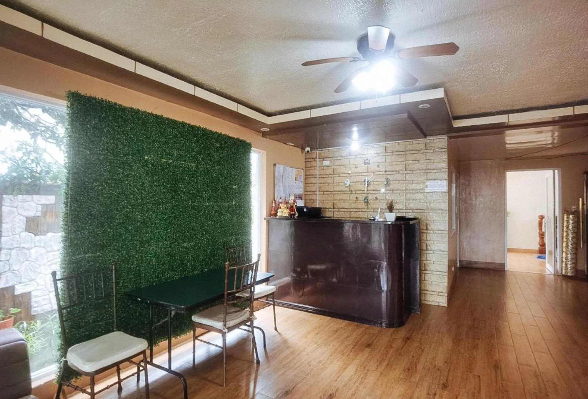 Lobby or reception in RedDoorz @ Los Ecijanos Inn Pangasinan