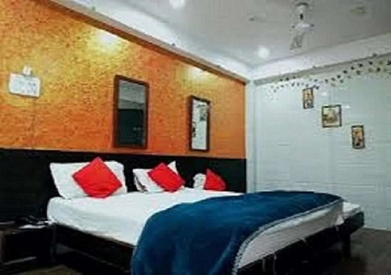 Bed in Hotel Geetanjali St Bus Stand Panvel