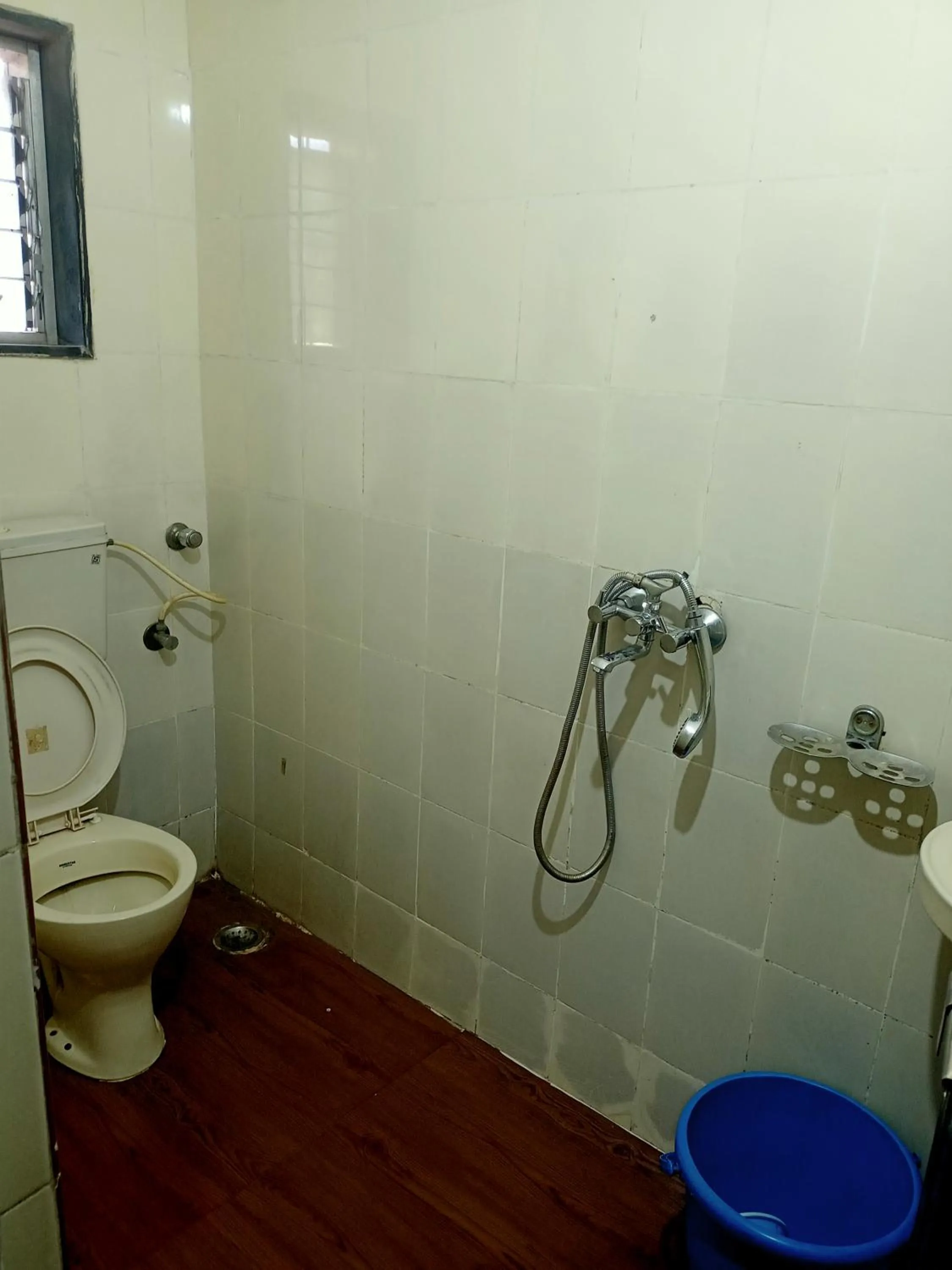 Shower in Hotel Geetanjali St Bus Stand Panvel