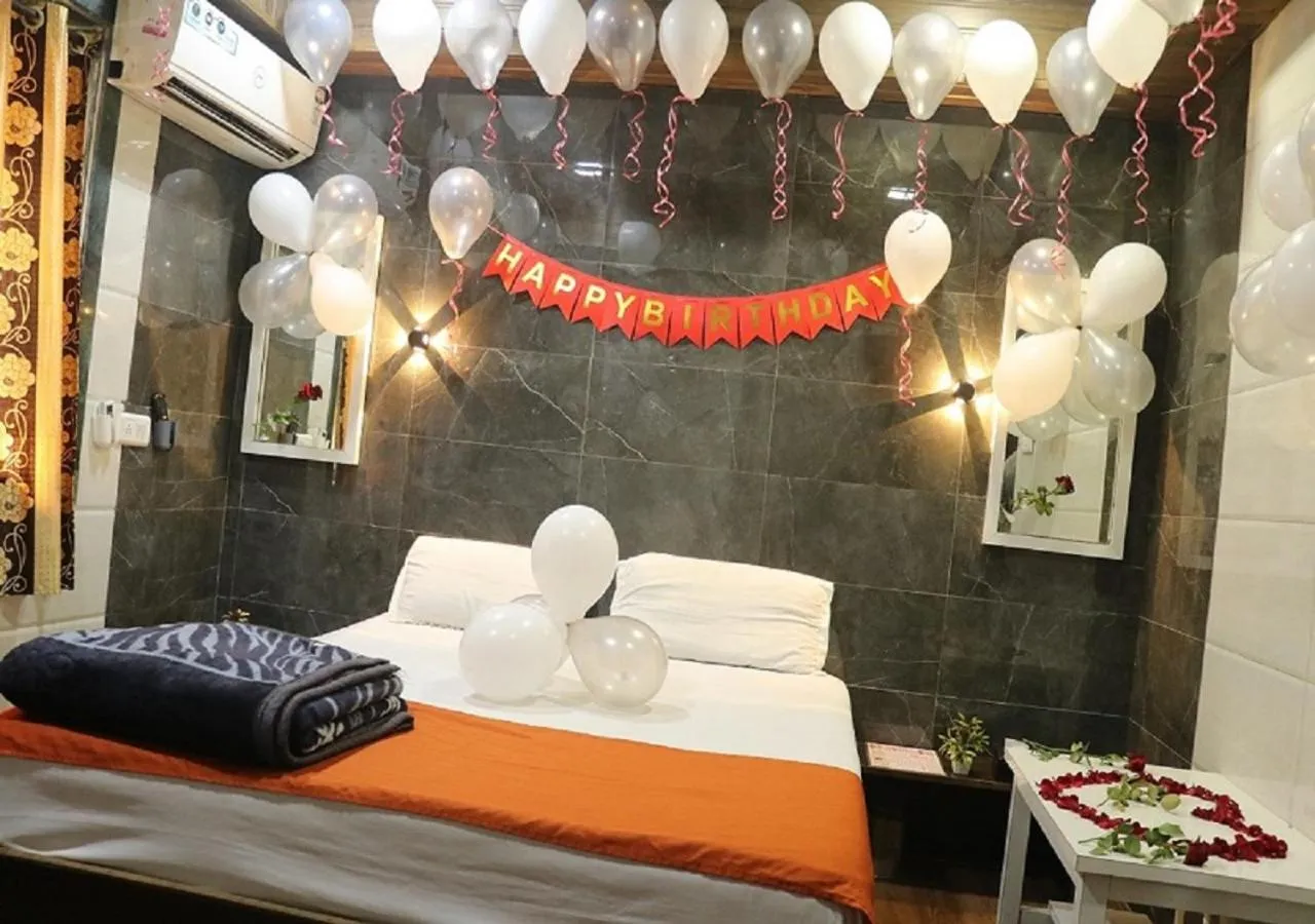 Bed in Hotel Geetanjali St Bus Stand Panvel