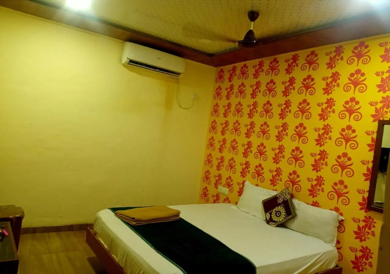 Bed in Hotel Geetanjali St Bus Stand Panvel