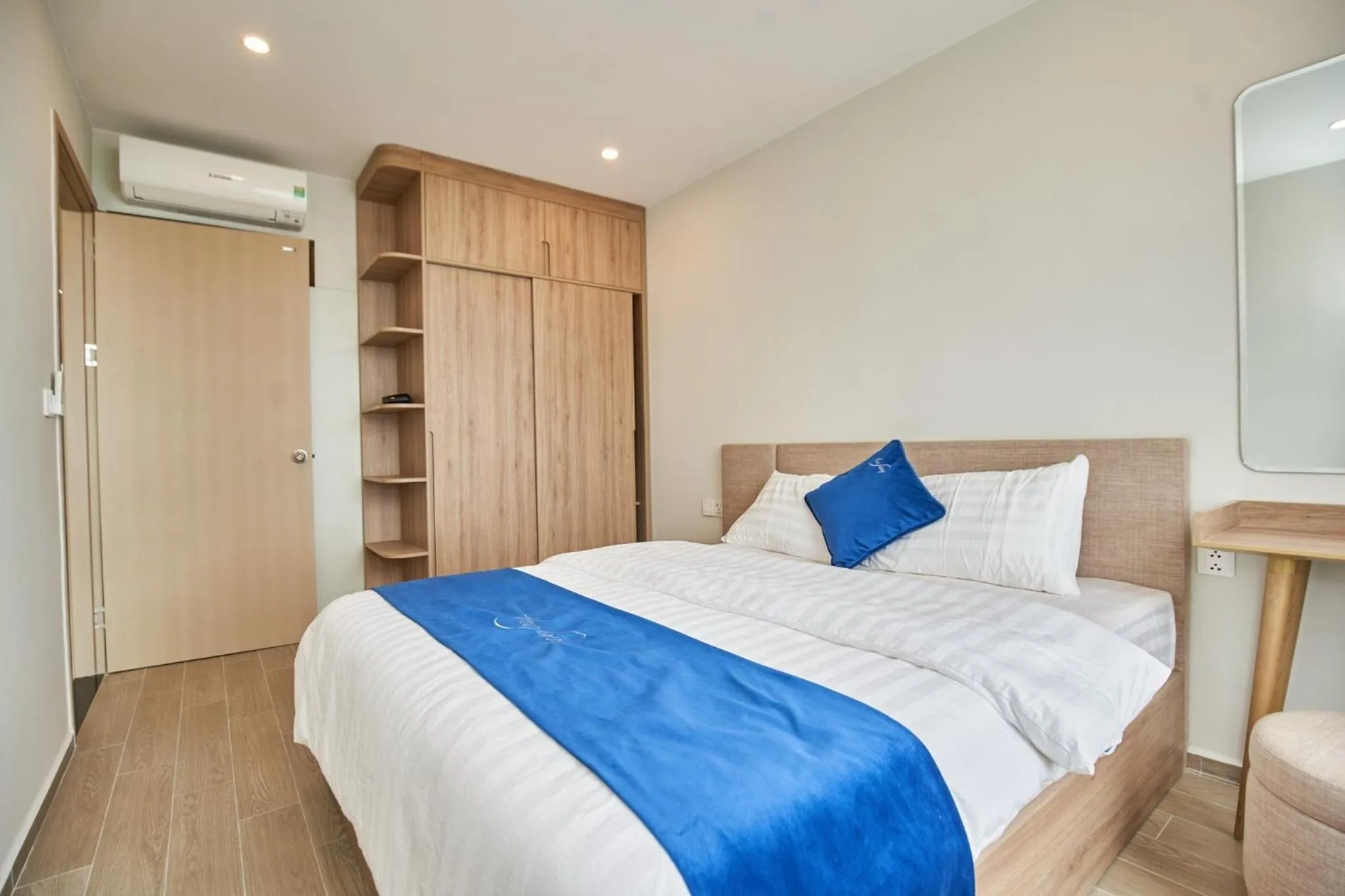 Bedroom, Bed in The Sóng Apartment Vũng Tàu - Mita House