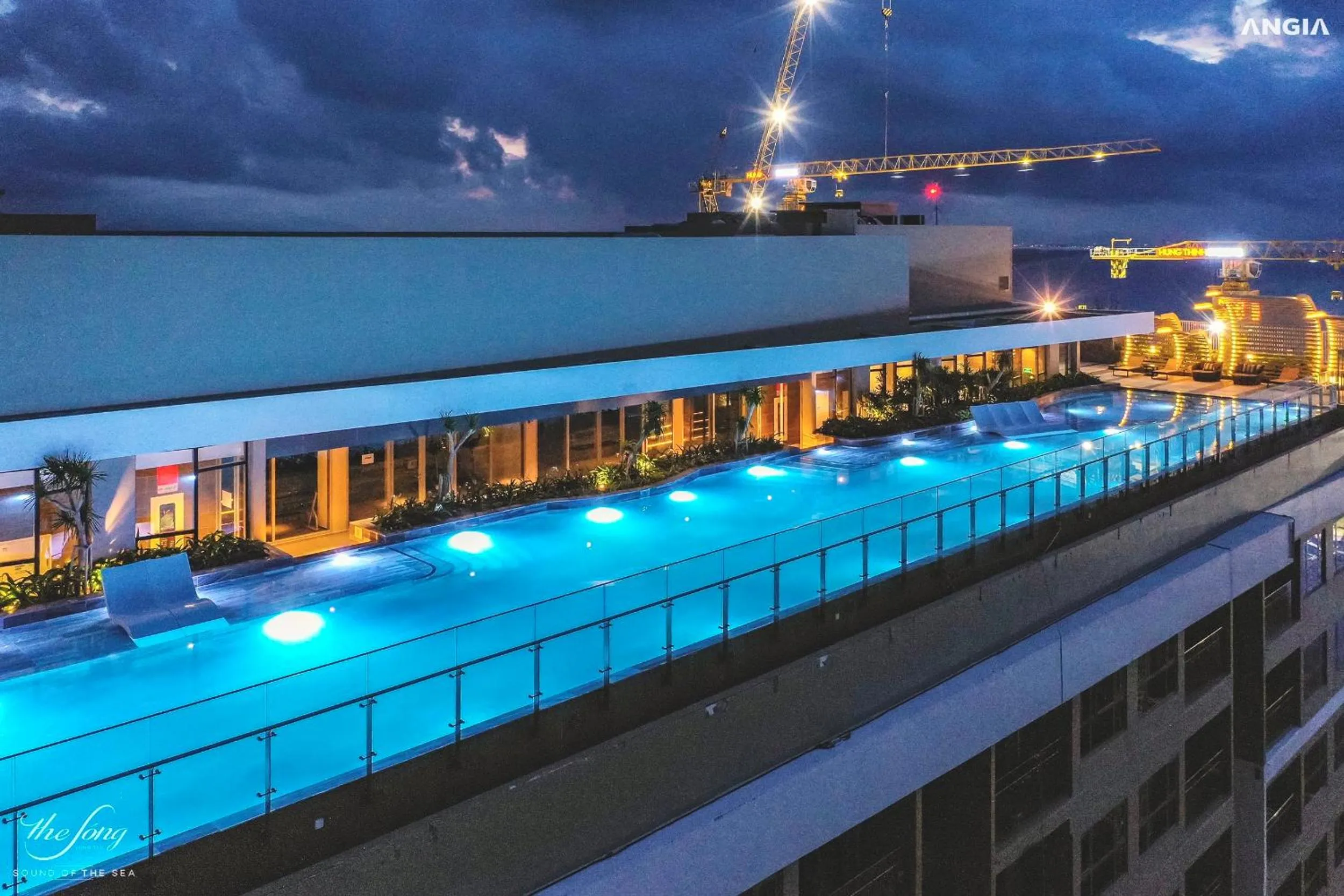 Swimming pool in The Sóng Apartment Vũng Tàu - Mita House