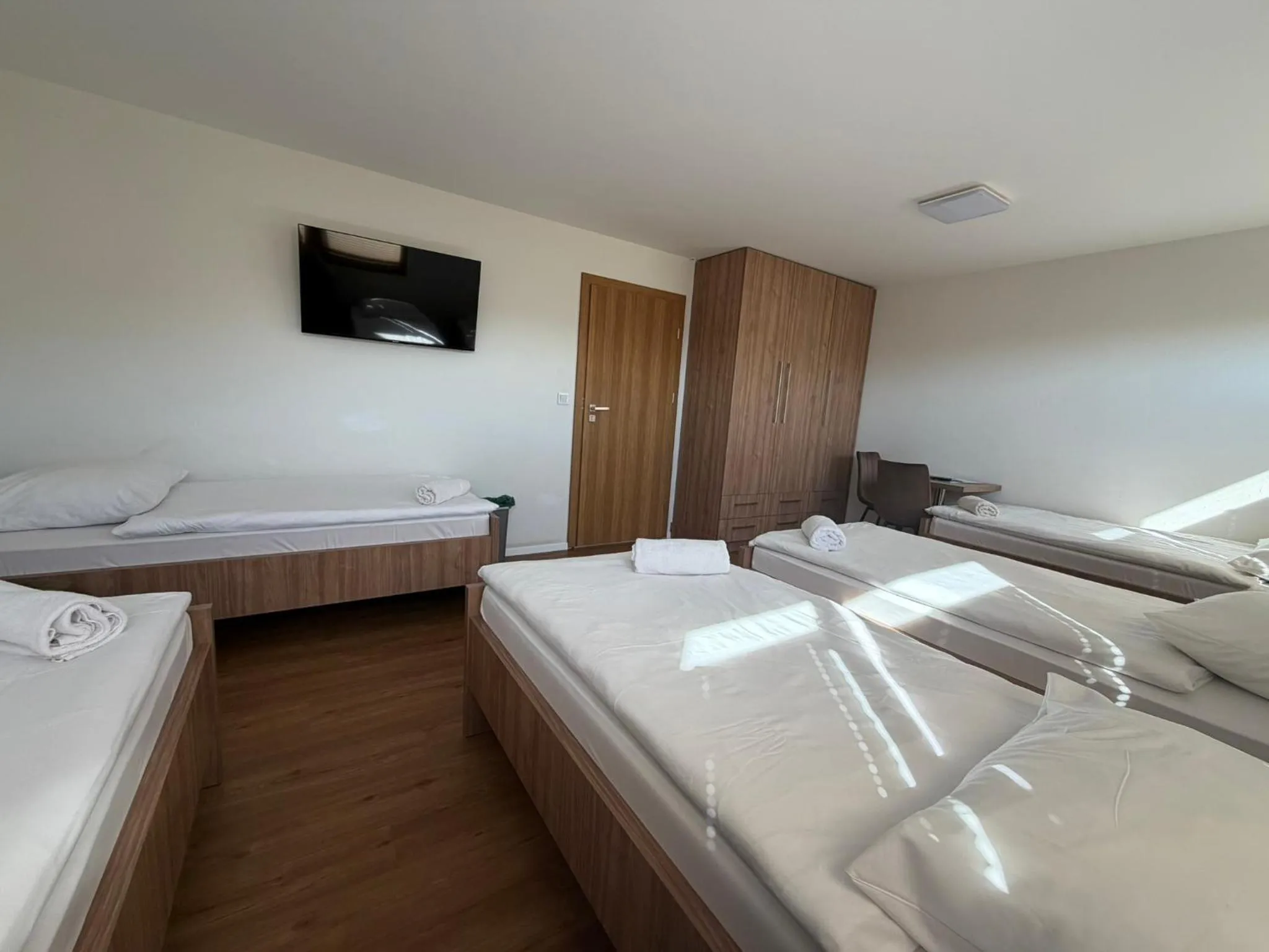 Bed in Apartmotel ANROE