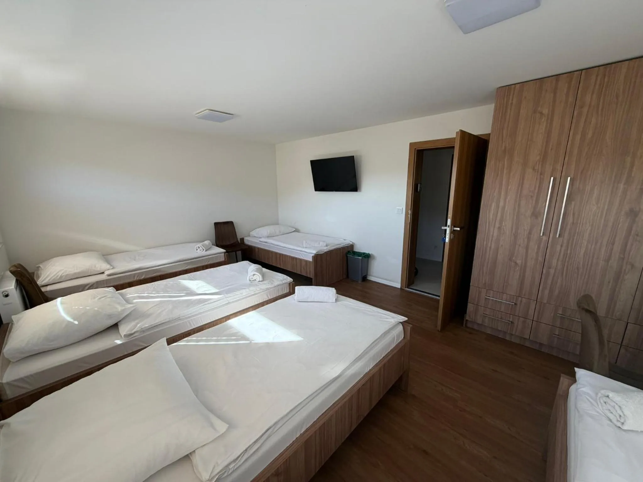 Bed in Apartmotel ANROE