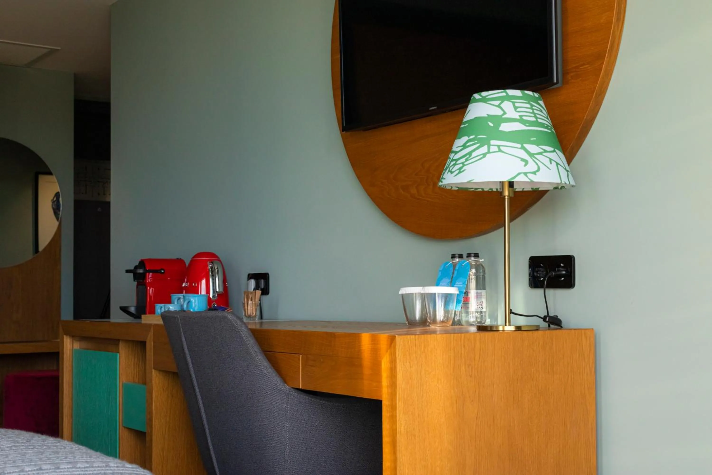 TV and multimedia in Khedi Hotel Tbilisi